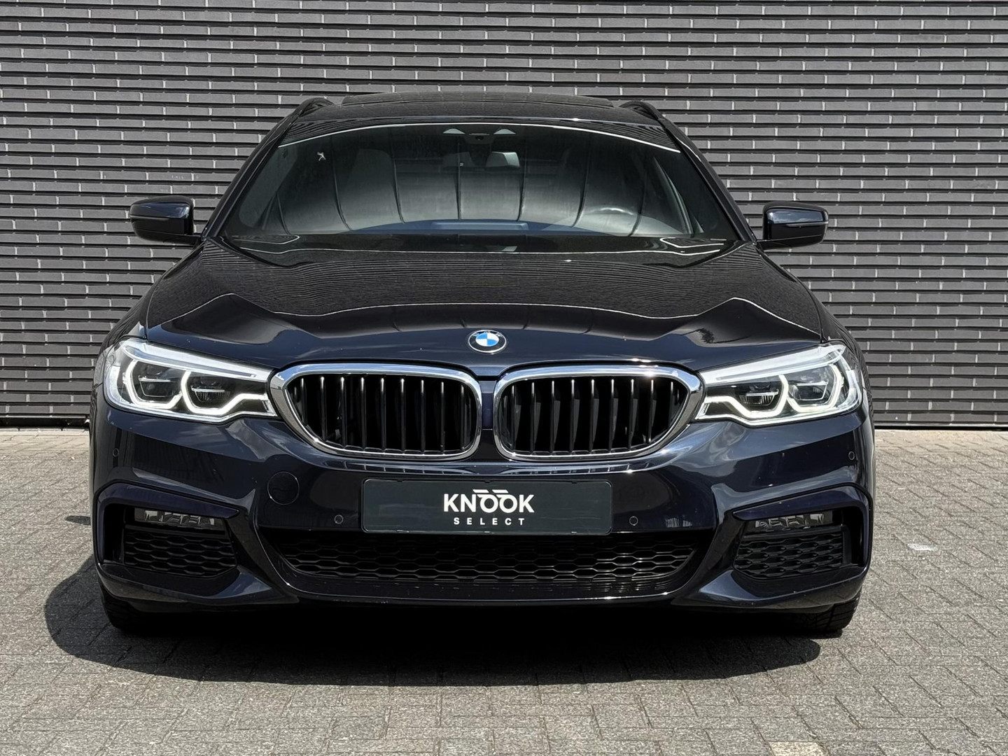 BMW BMW