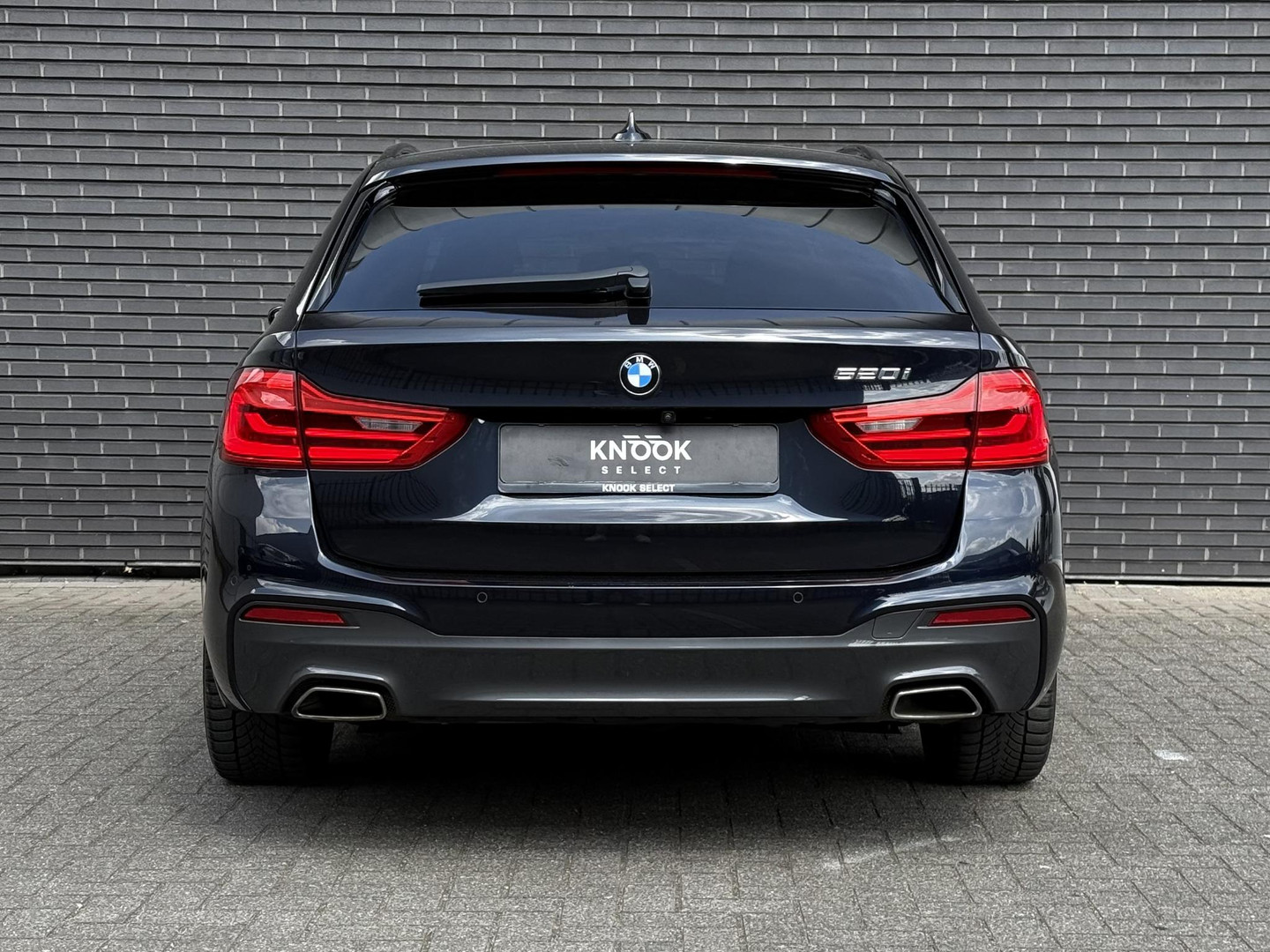 BMW BMW
