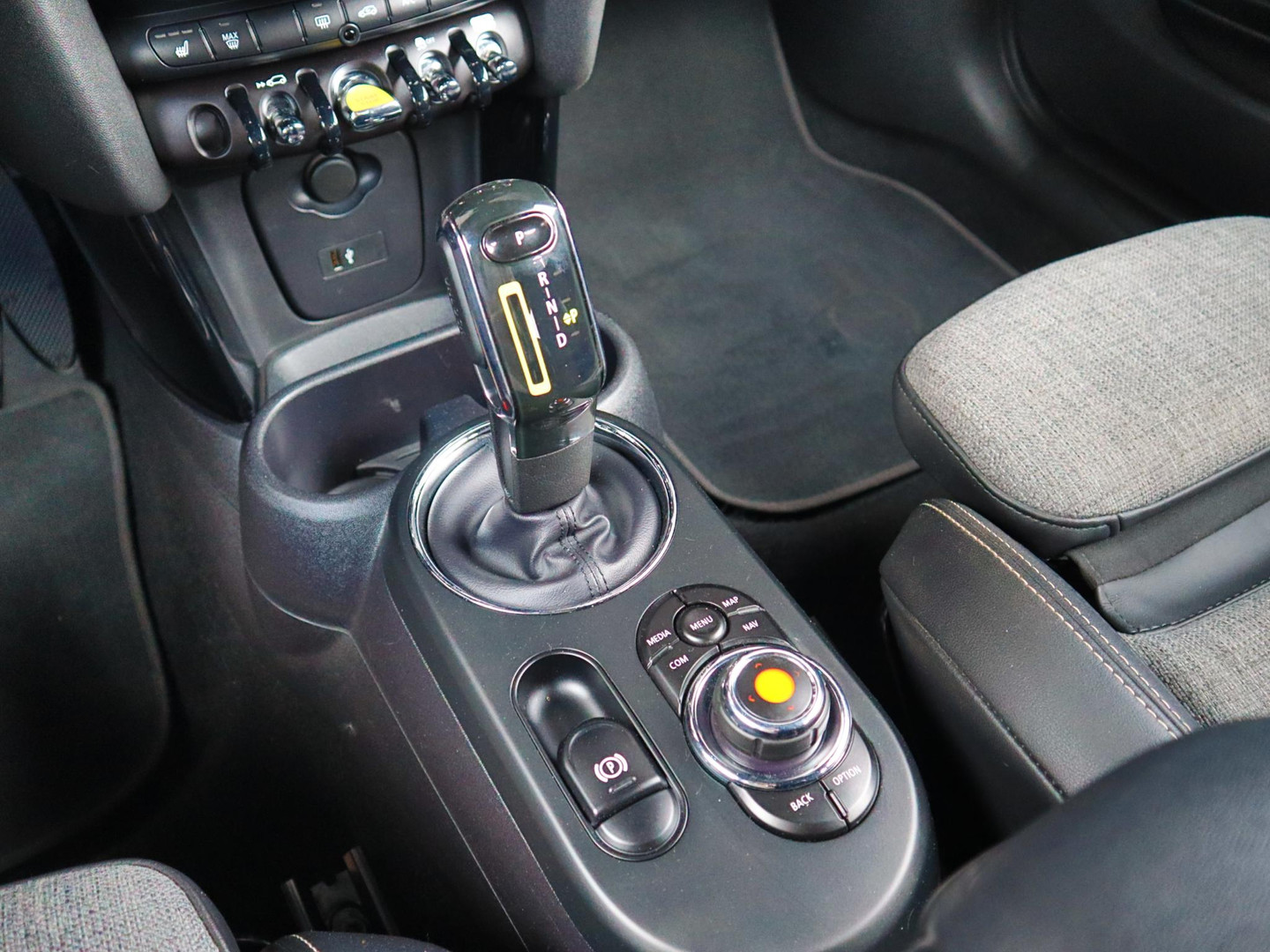 MINI MINI