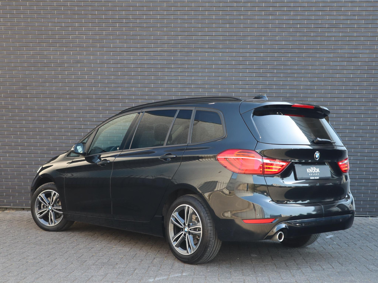 BMW BMW