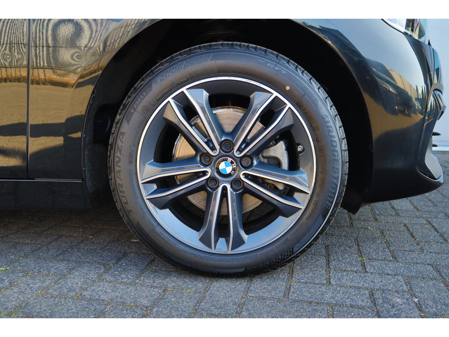 BMW BMW