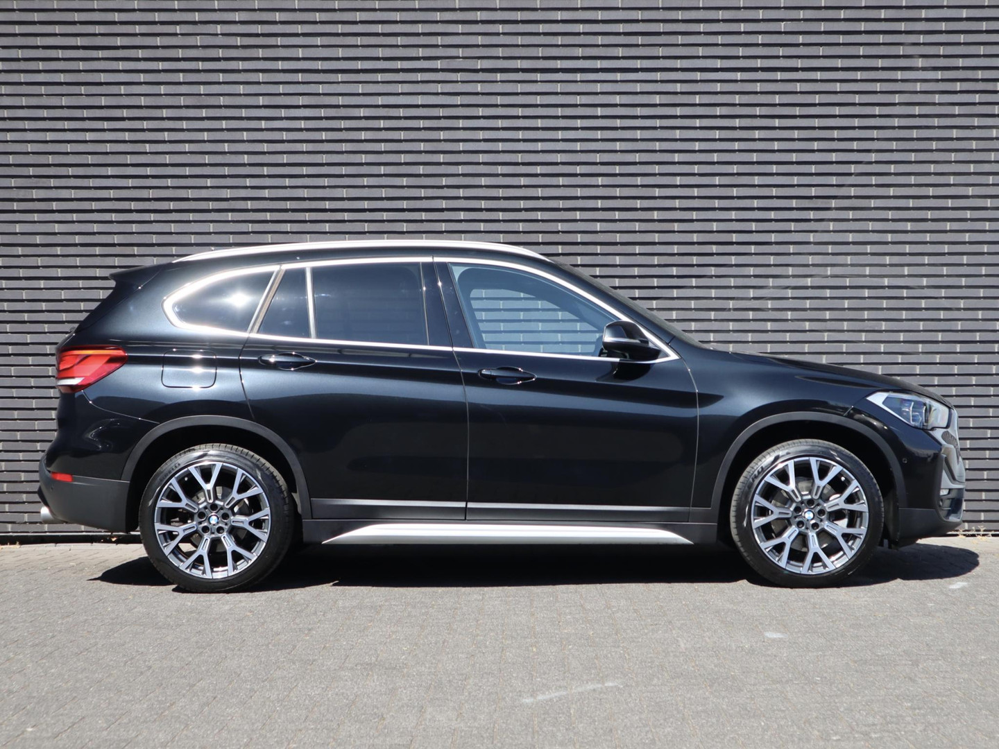 BMW BMW