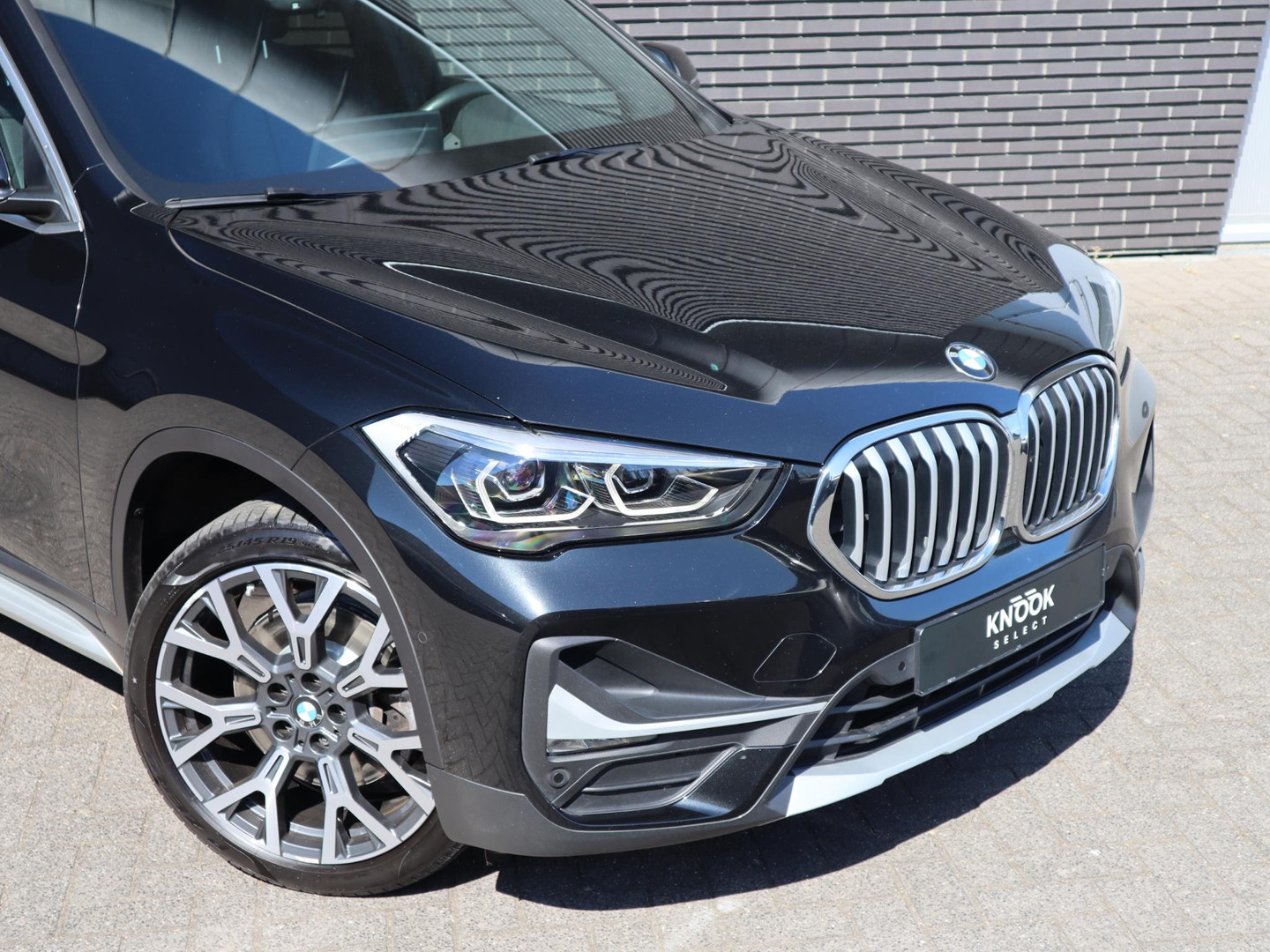 BMW BMW