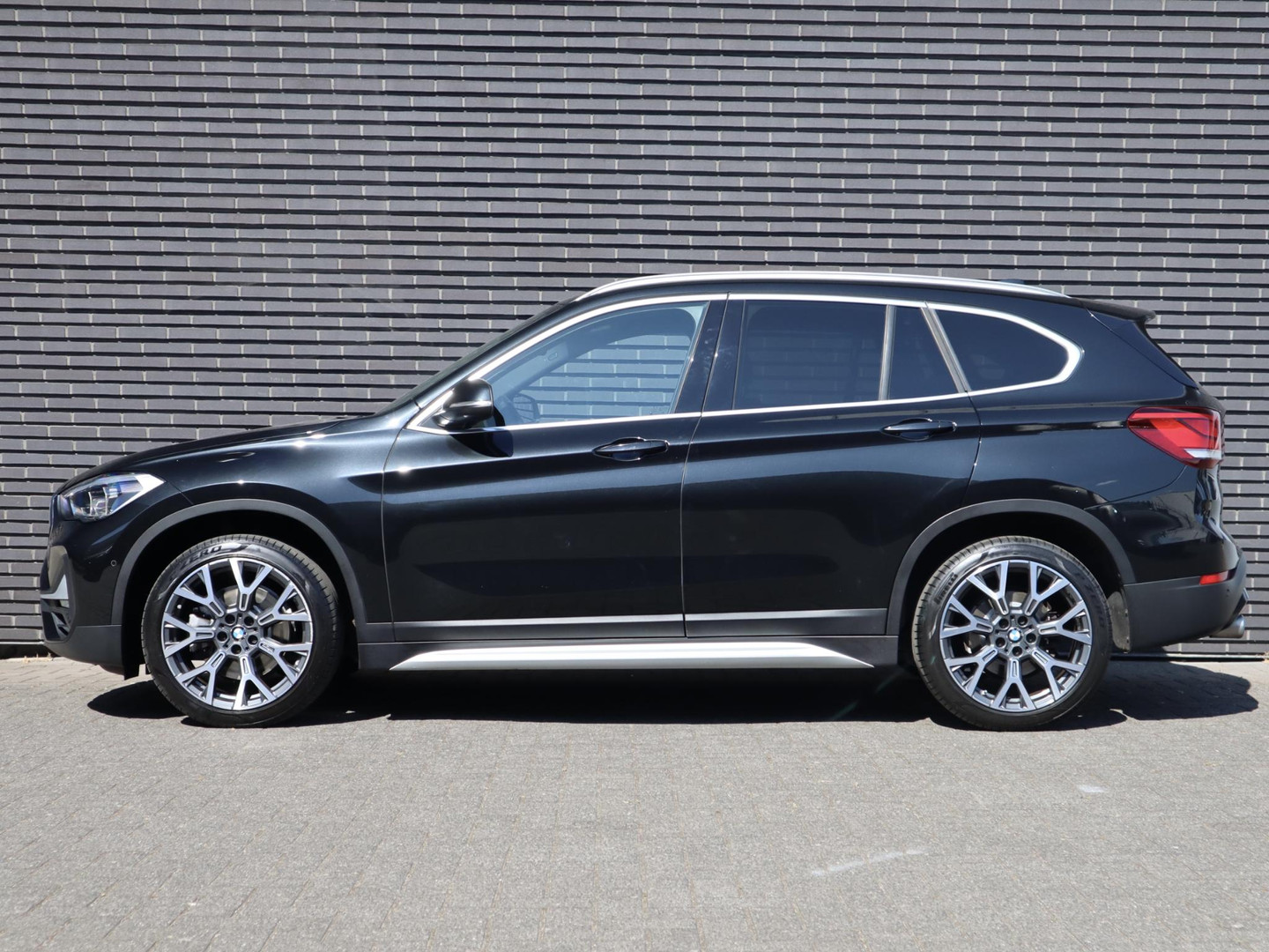 BMW BMW