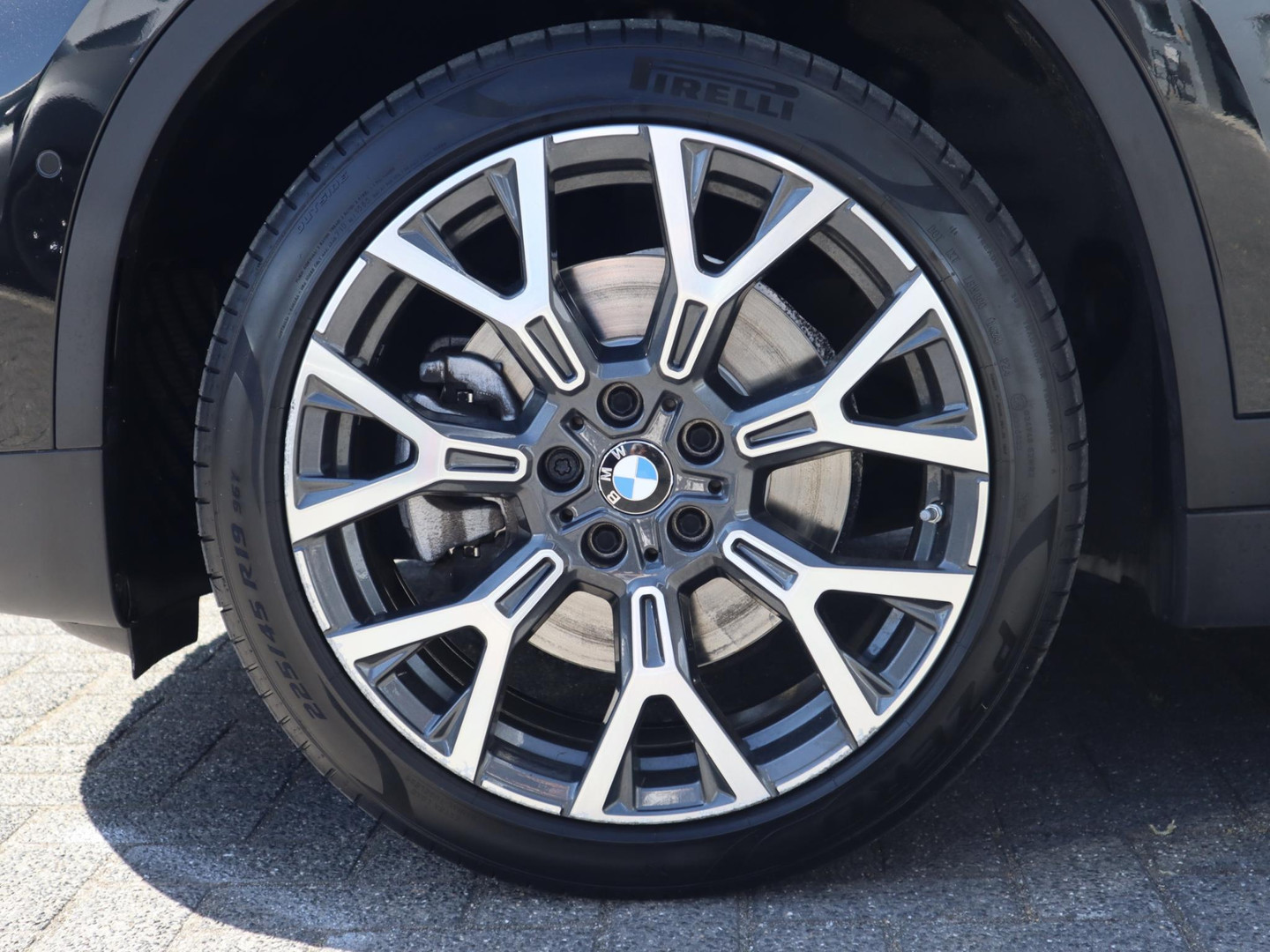 BMW BMW