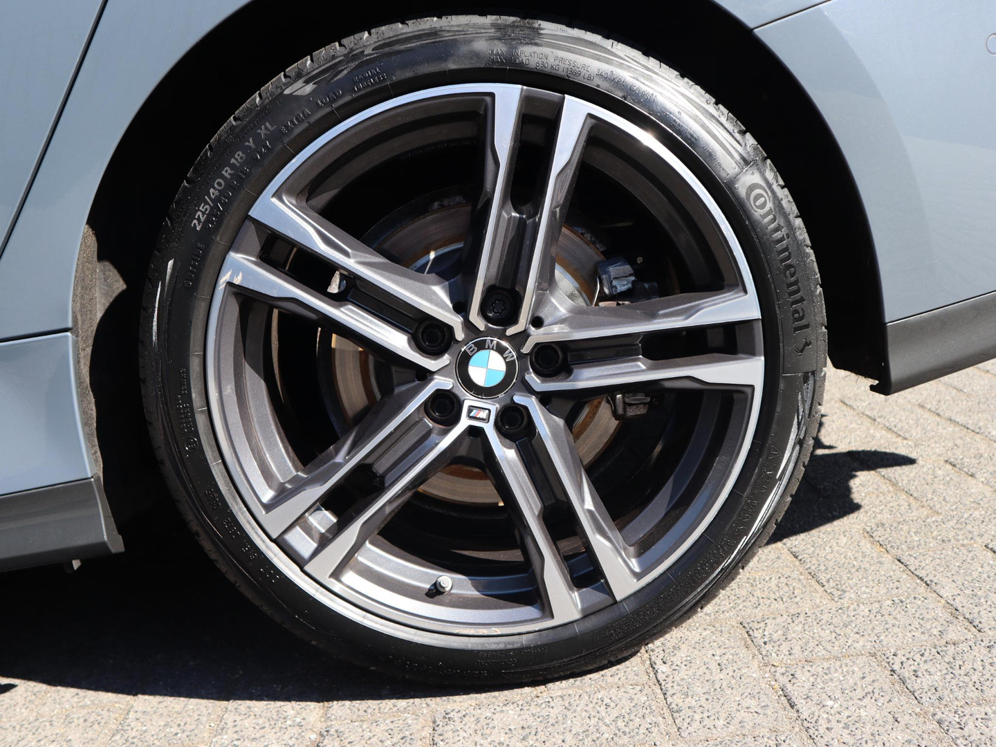 BMW BMW