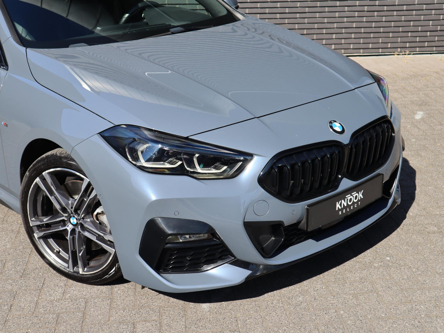 BMW BMW