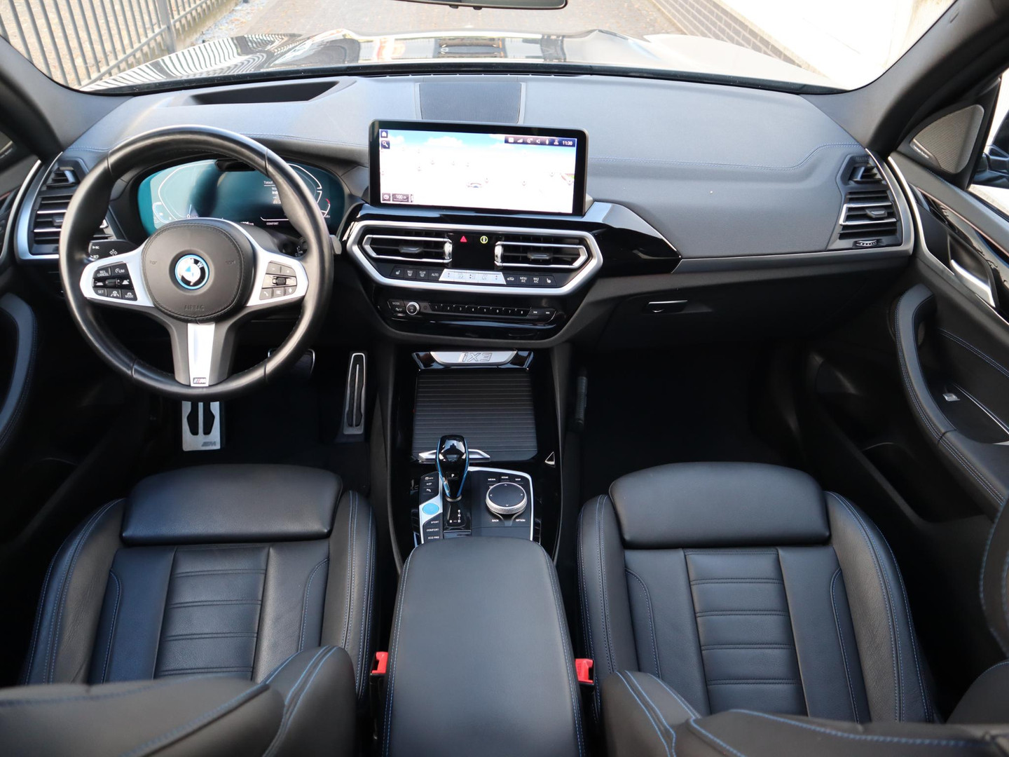 BMW BMW