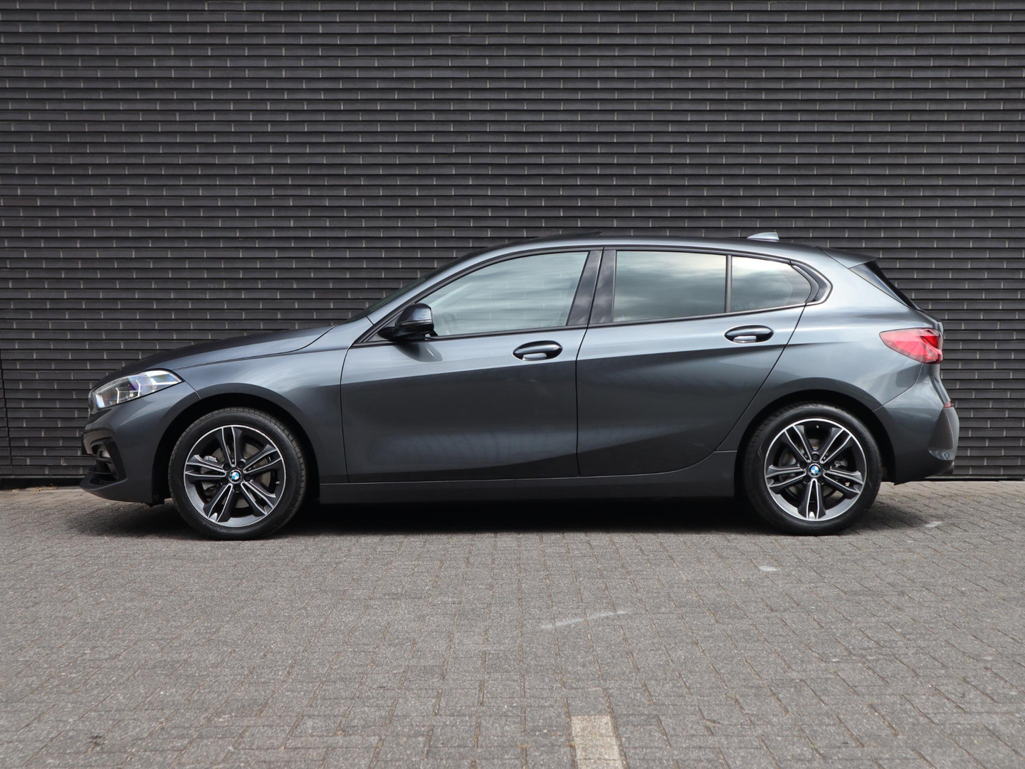 BMW BMW