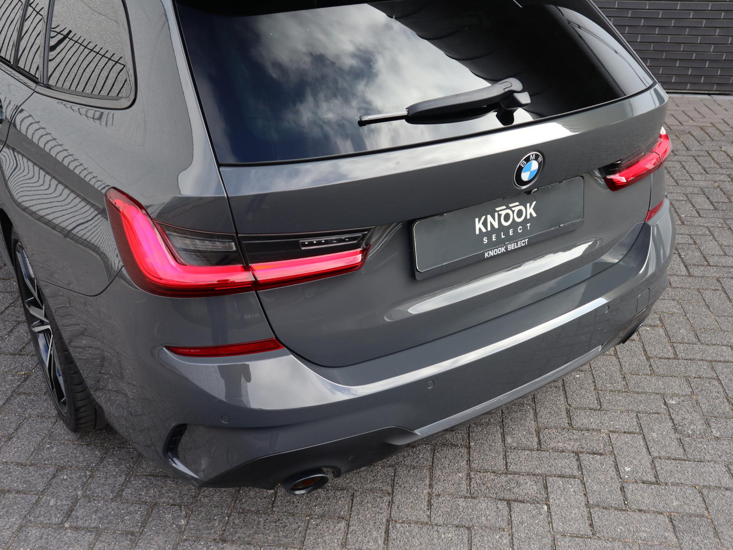 BMW BMW