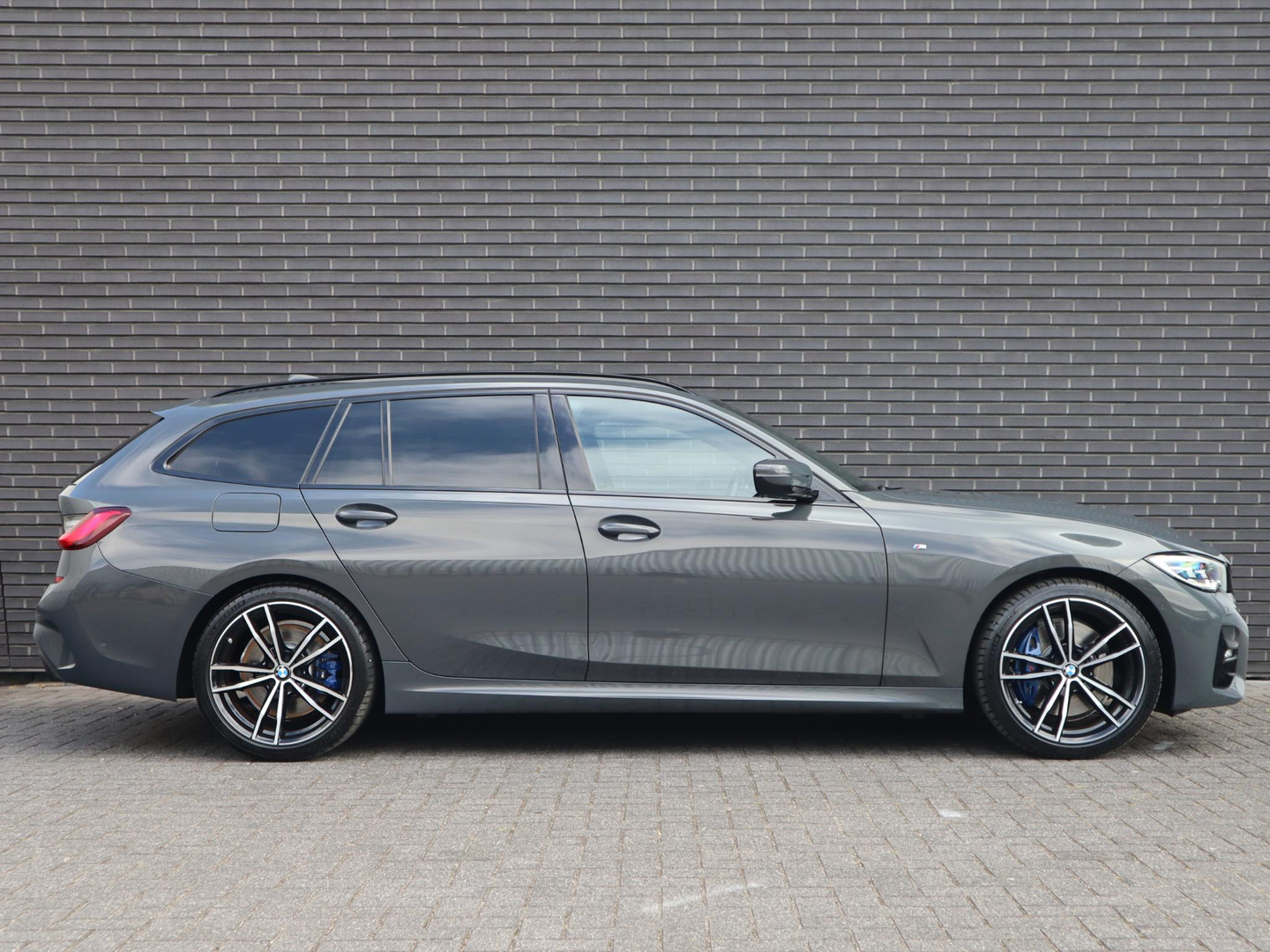 BMW BMW