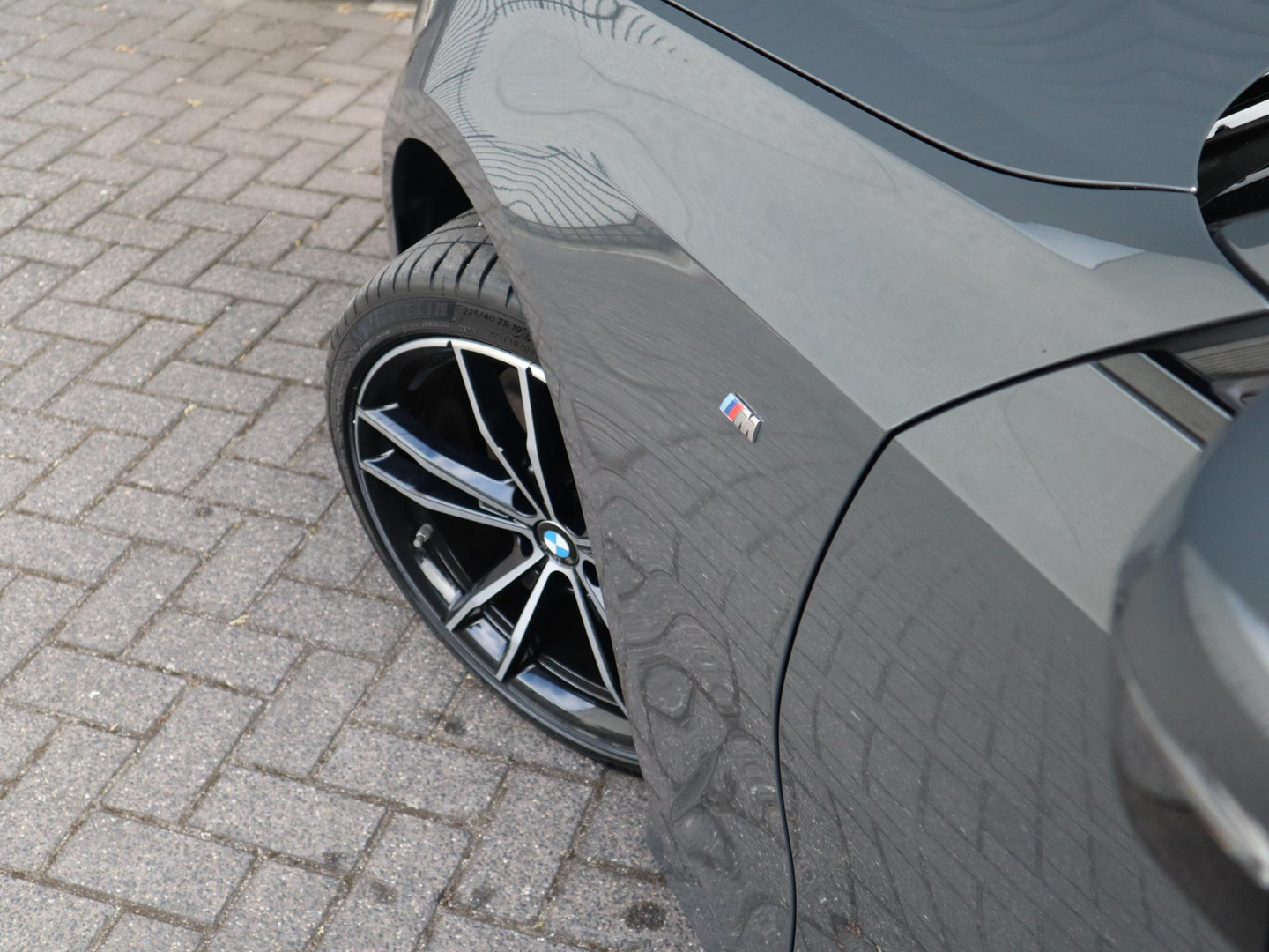 BMW BMW