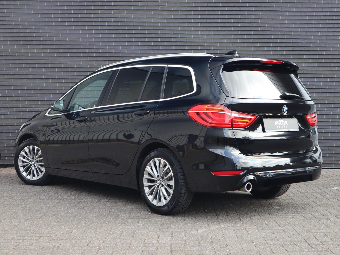 BMW BMW