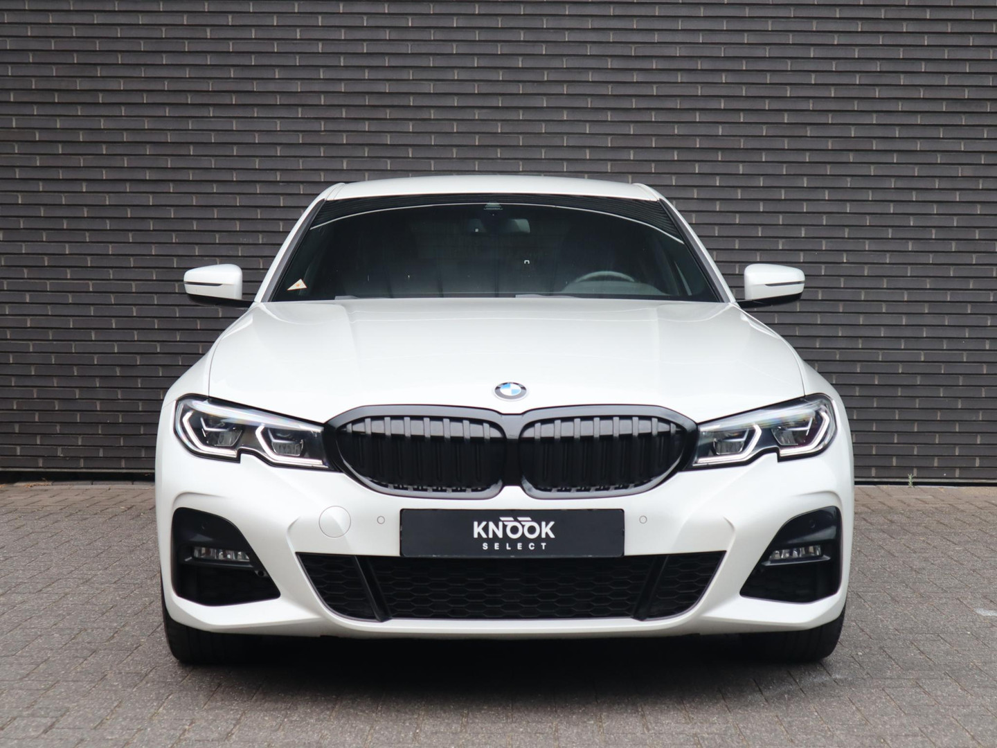 BMW BMW