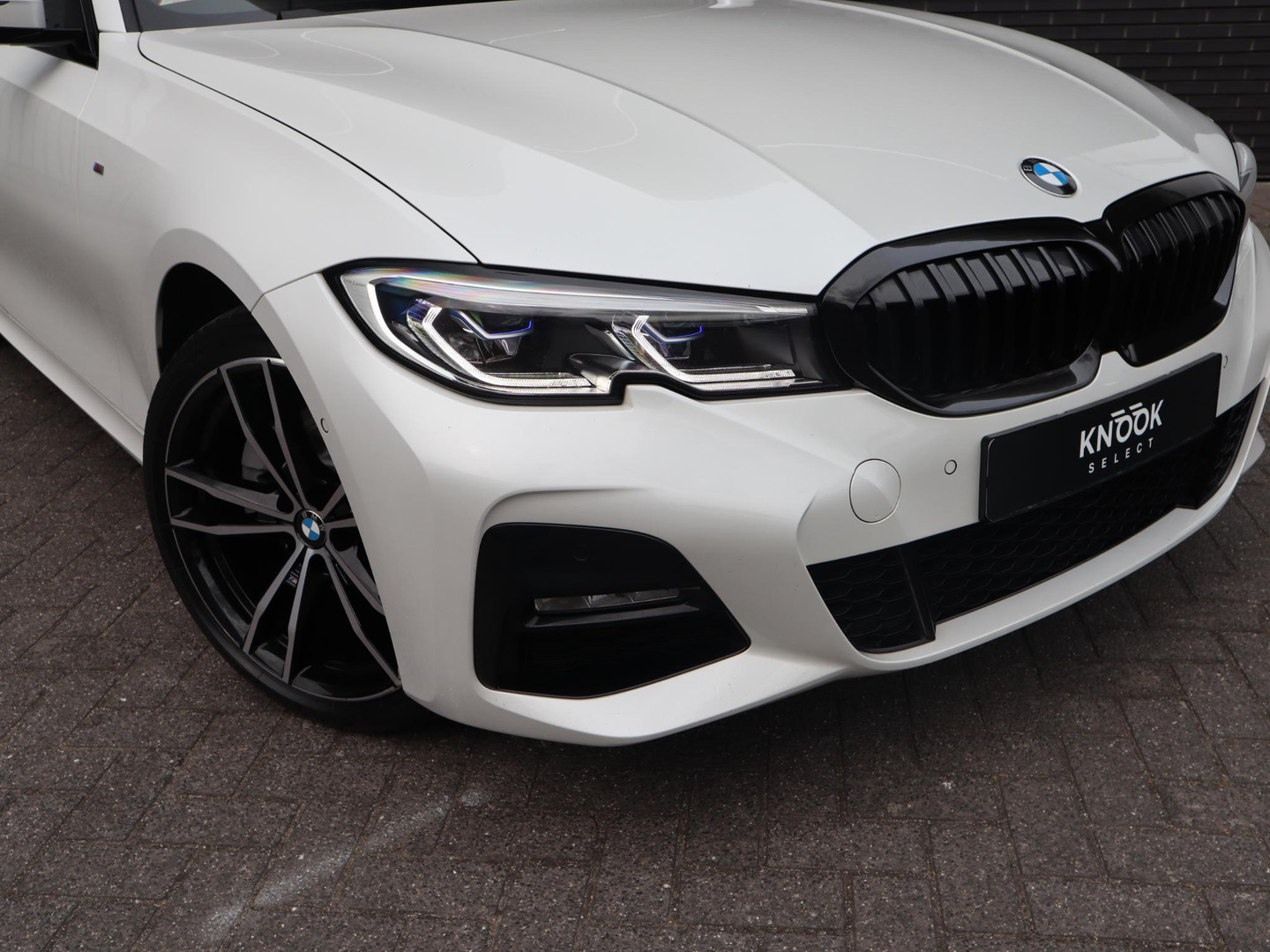 BMW BMW
