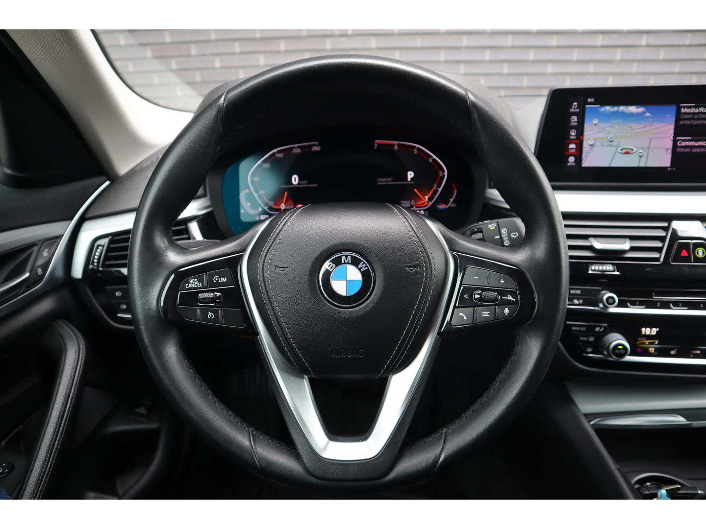 BMW BMW