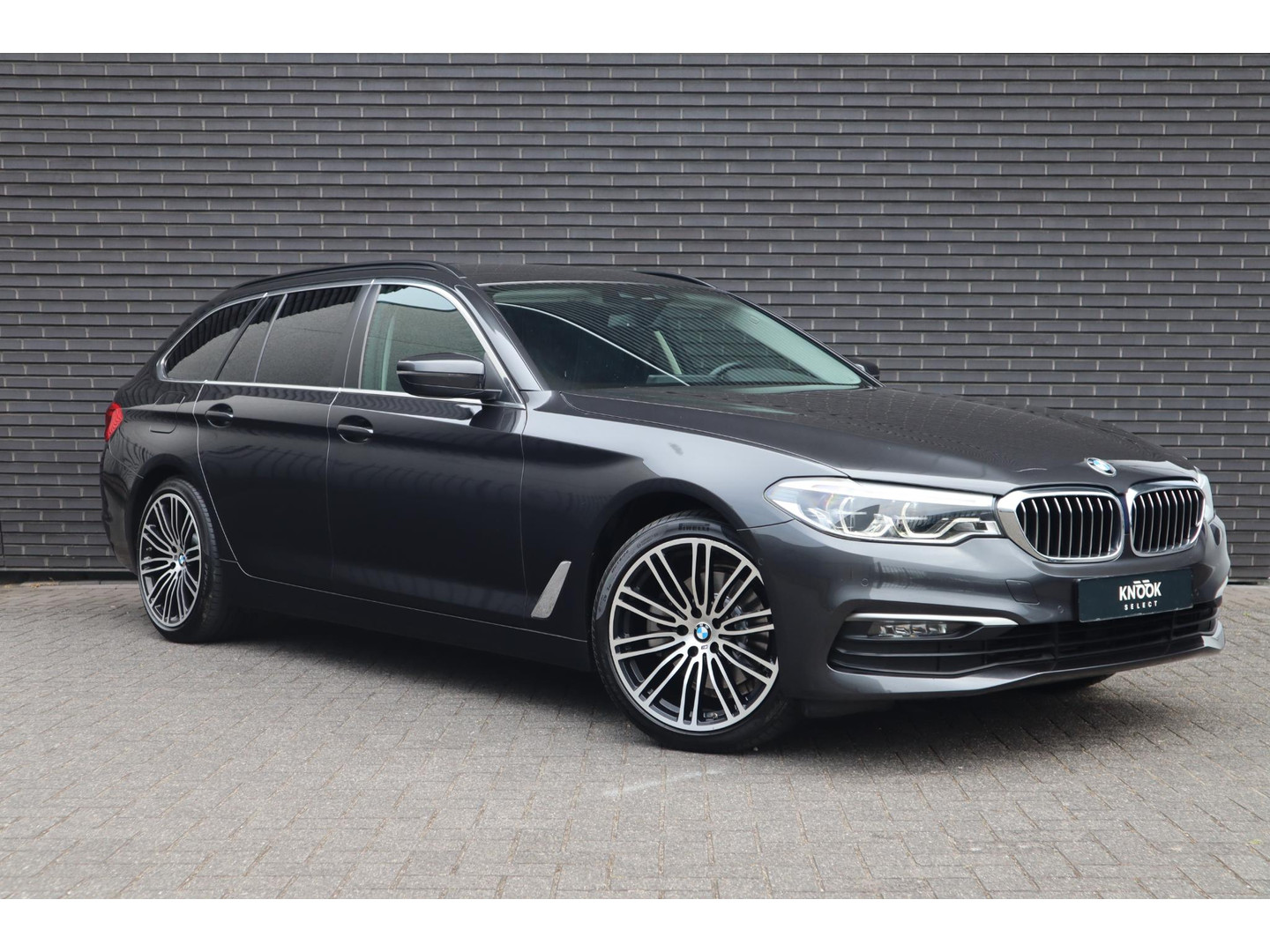 BMW BMW
