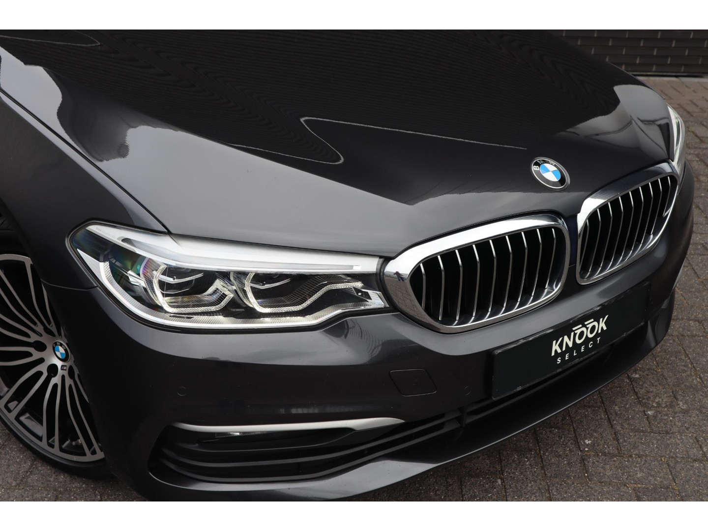 BMW BMW