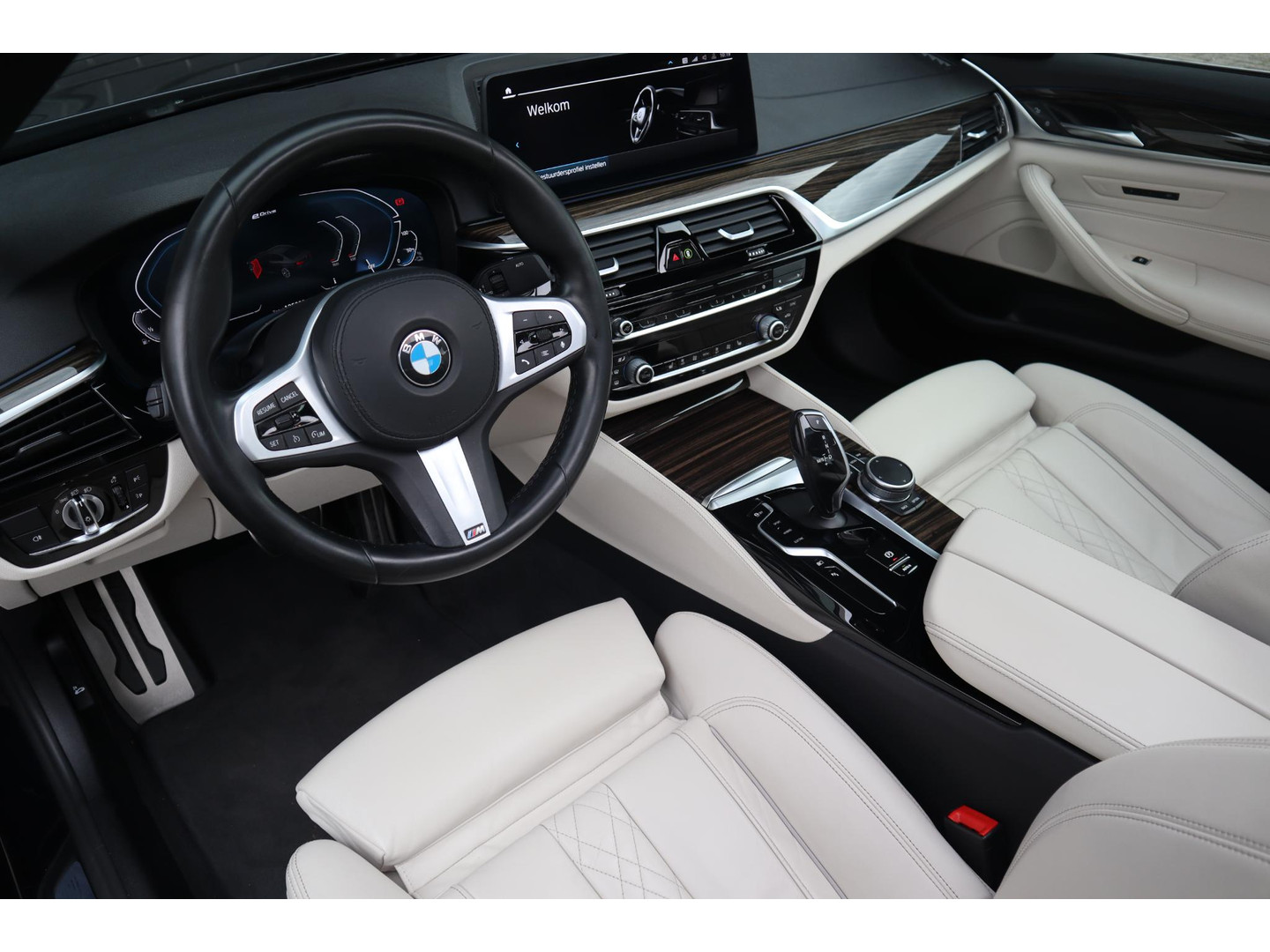 BMW BMW
