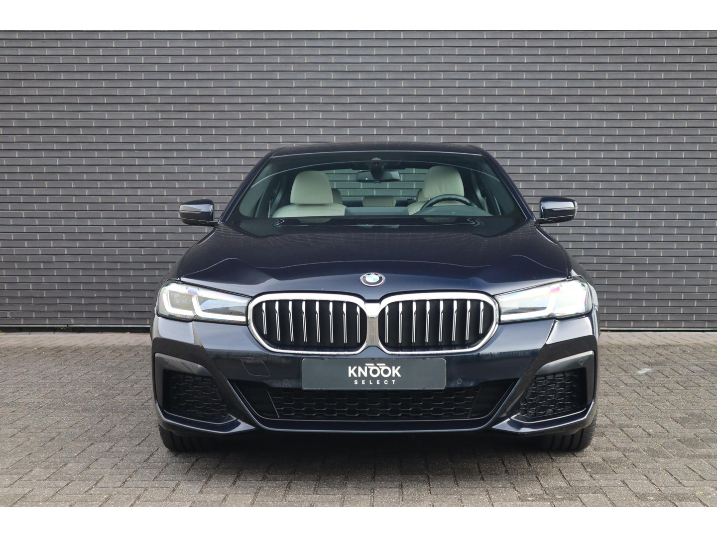 BMW BMW