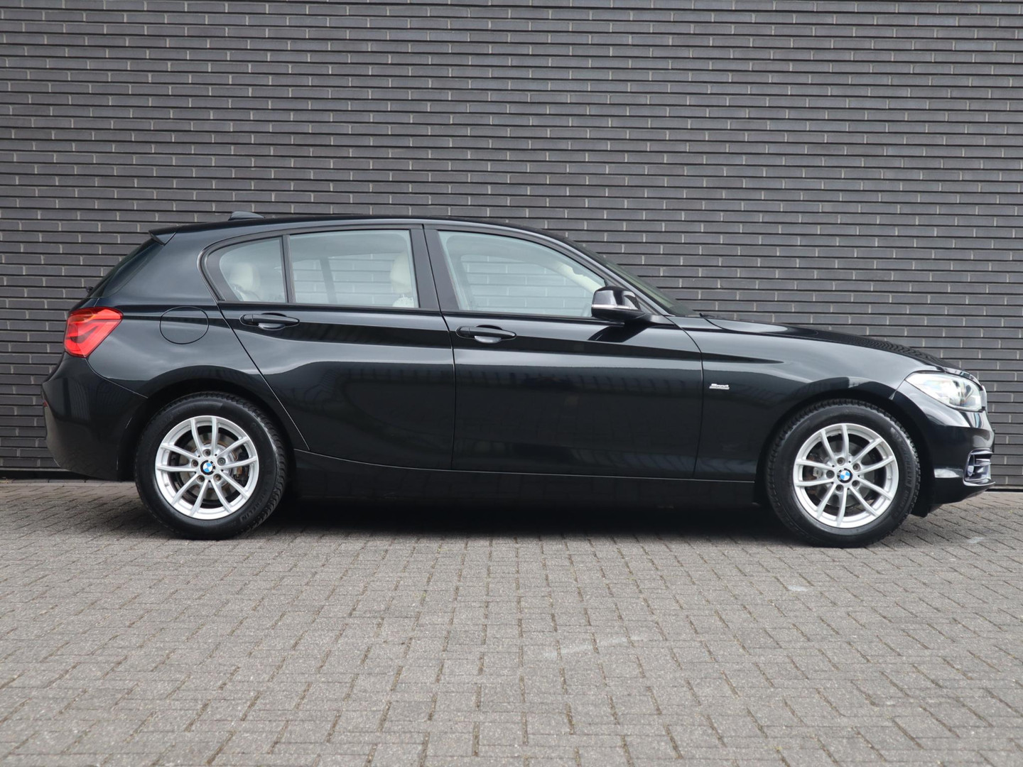 BMW BMW