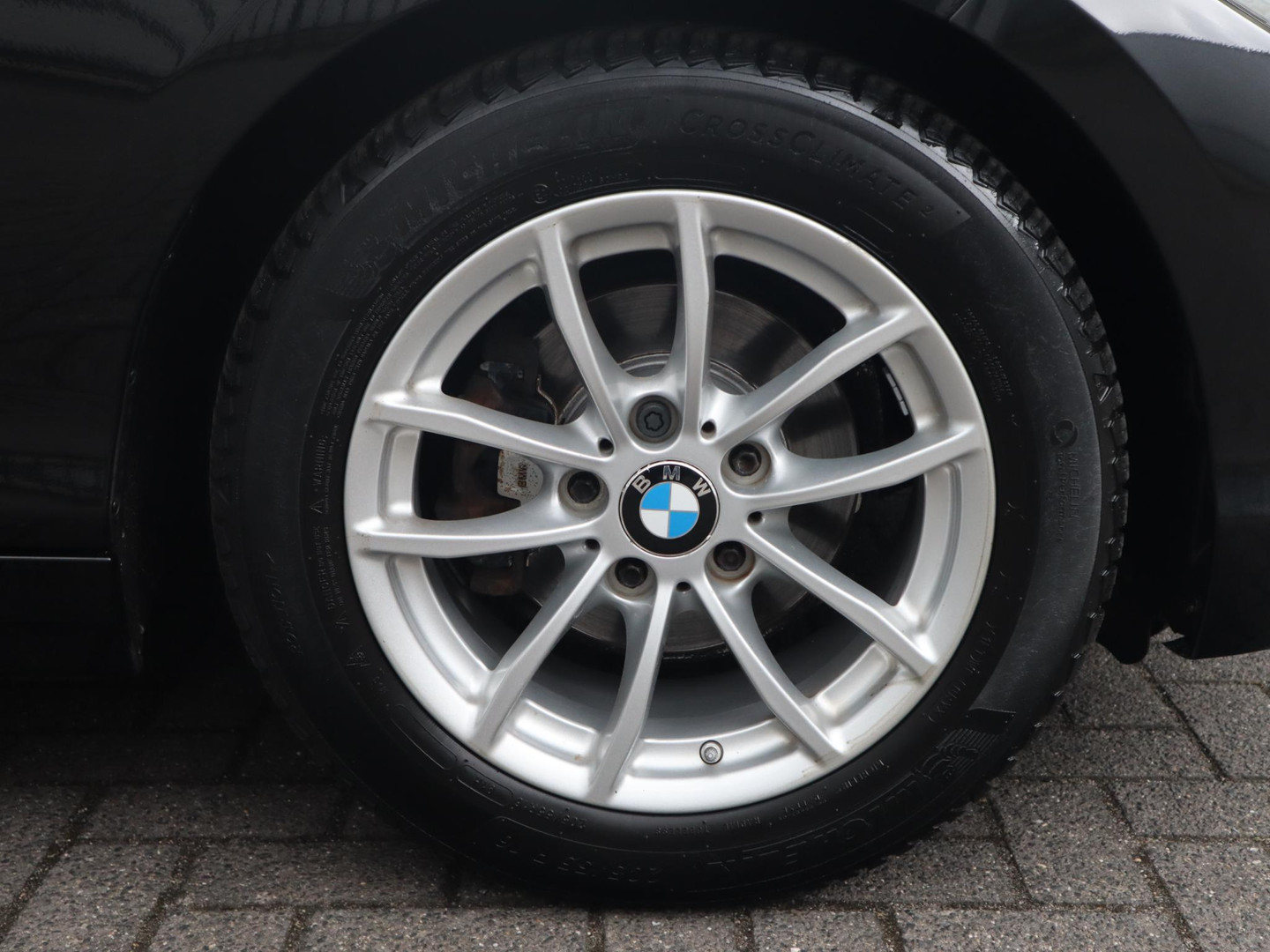 BMW BMW