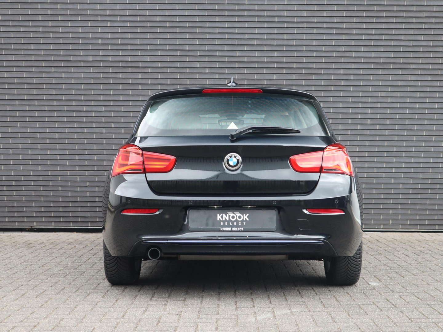 BMW BMW