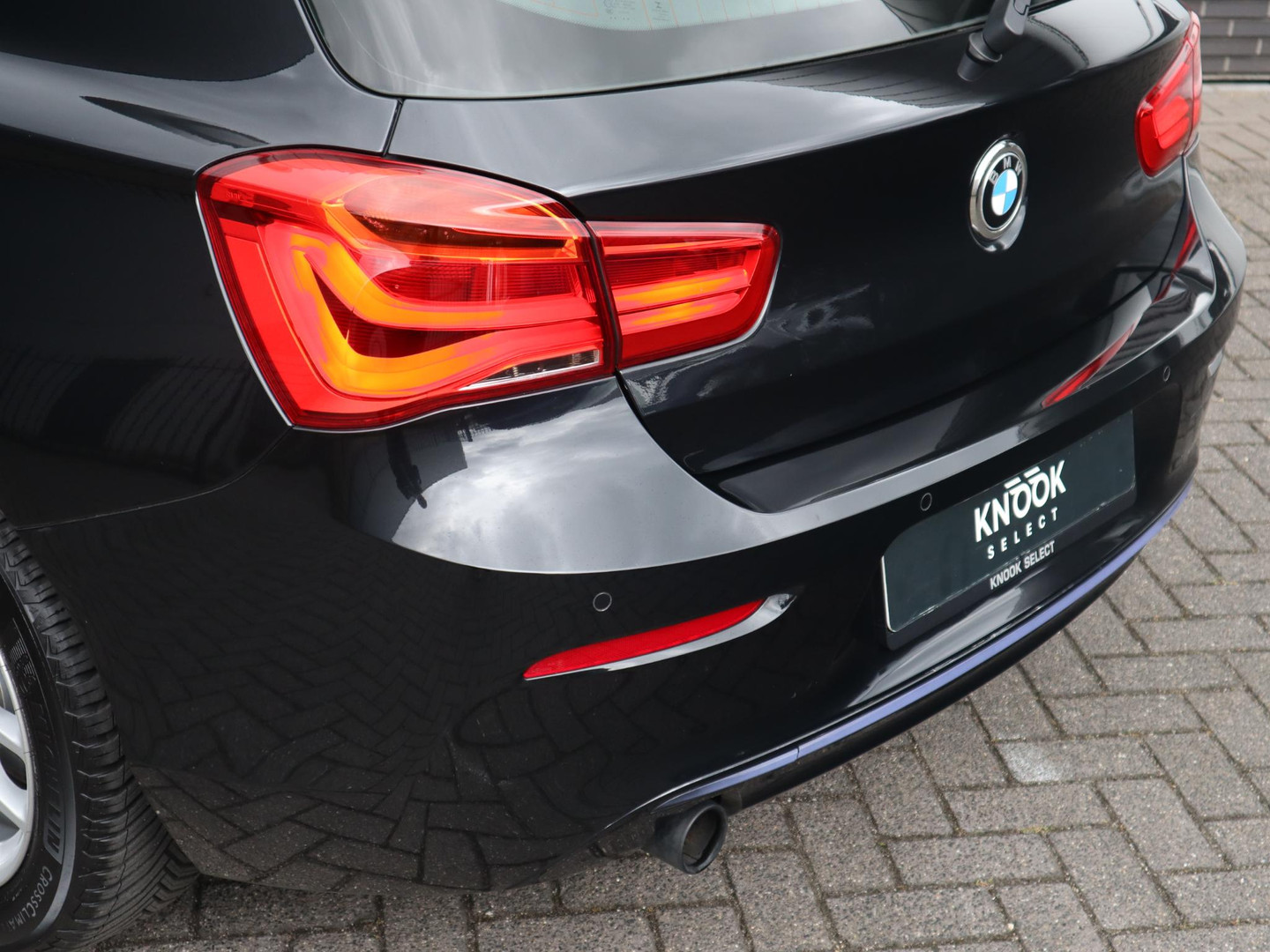 BMW BMW