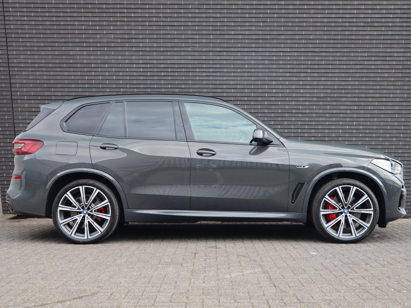 BMW BMW
