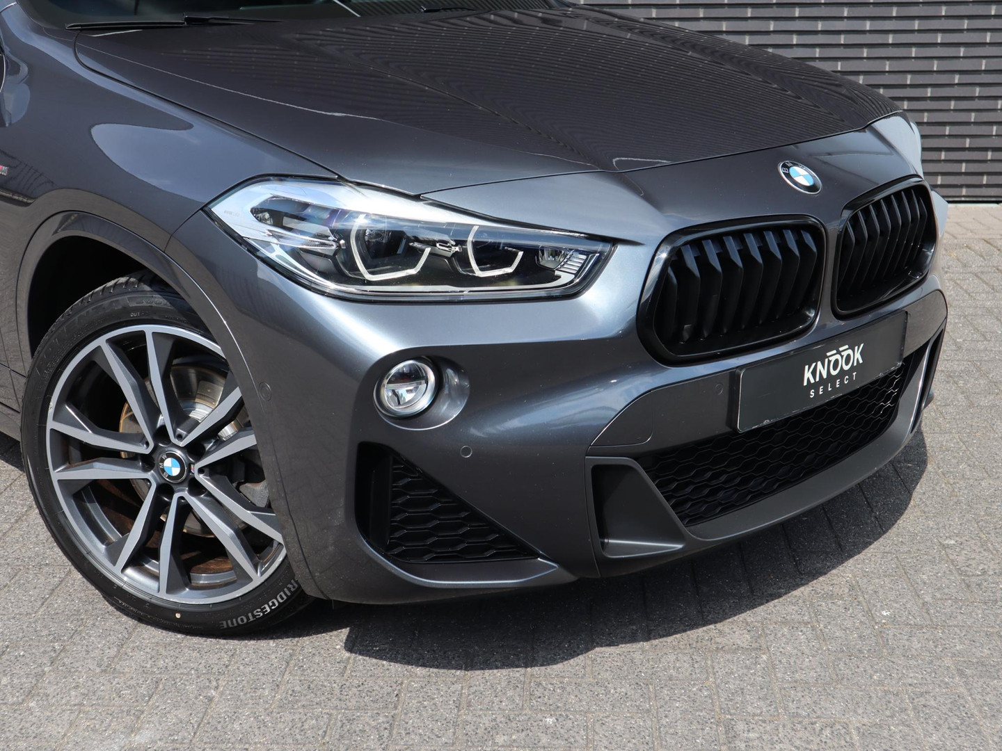 BMW BMW