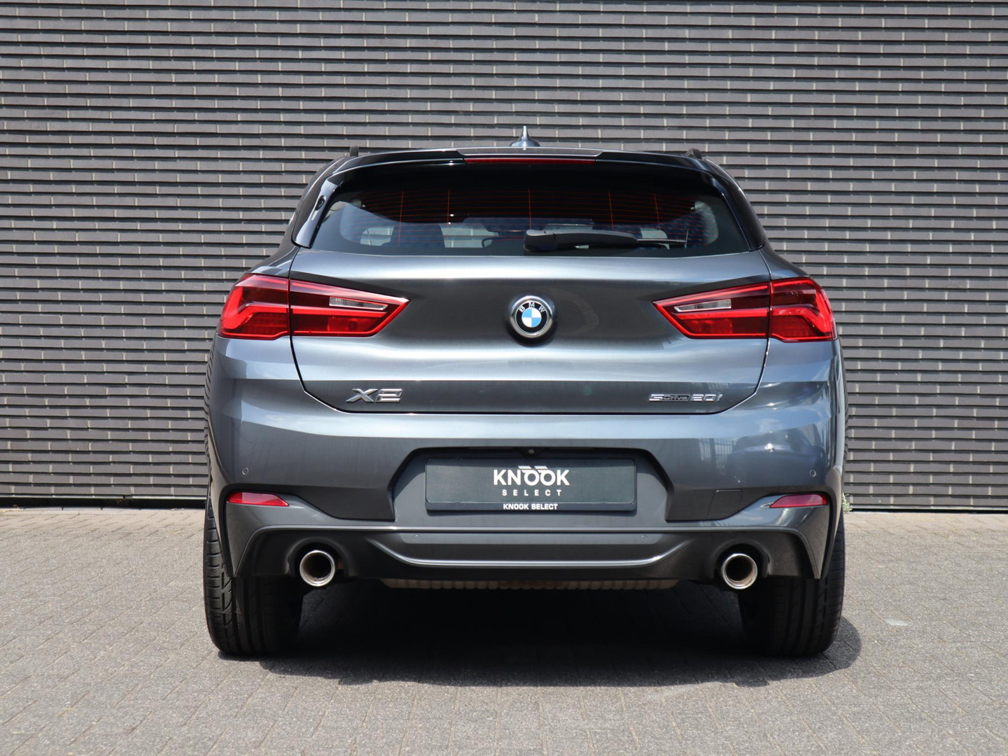 BMW BMW