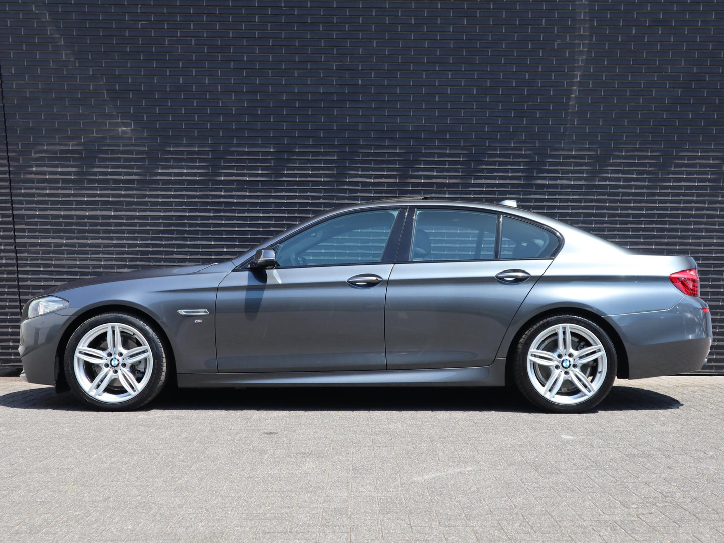 BMW BMW