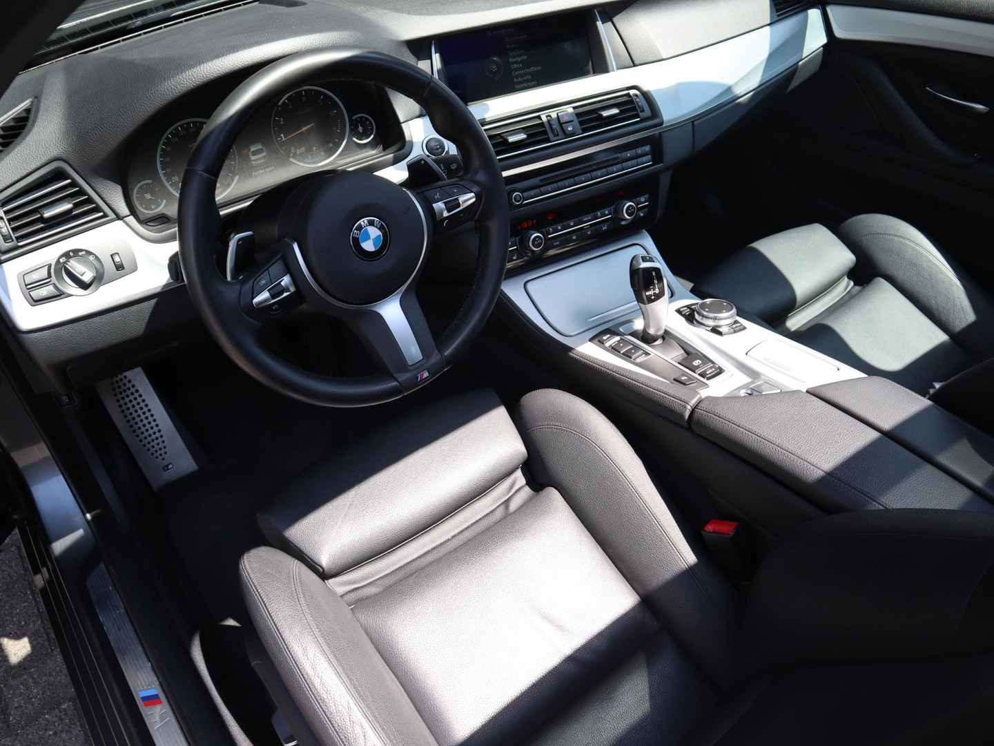 BMW BMW