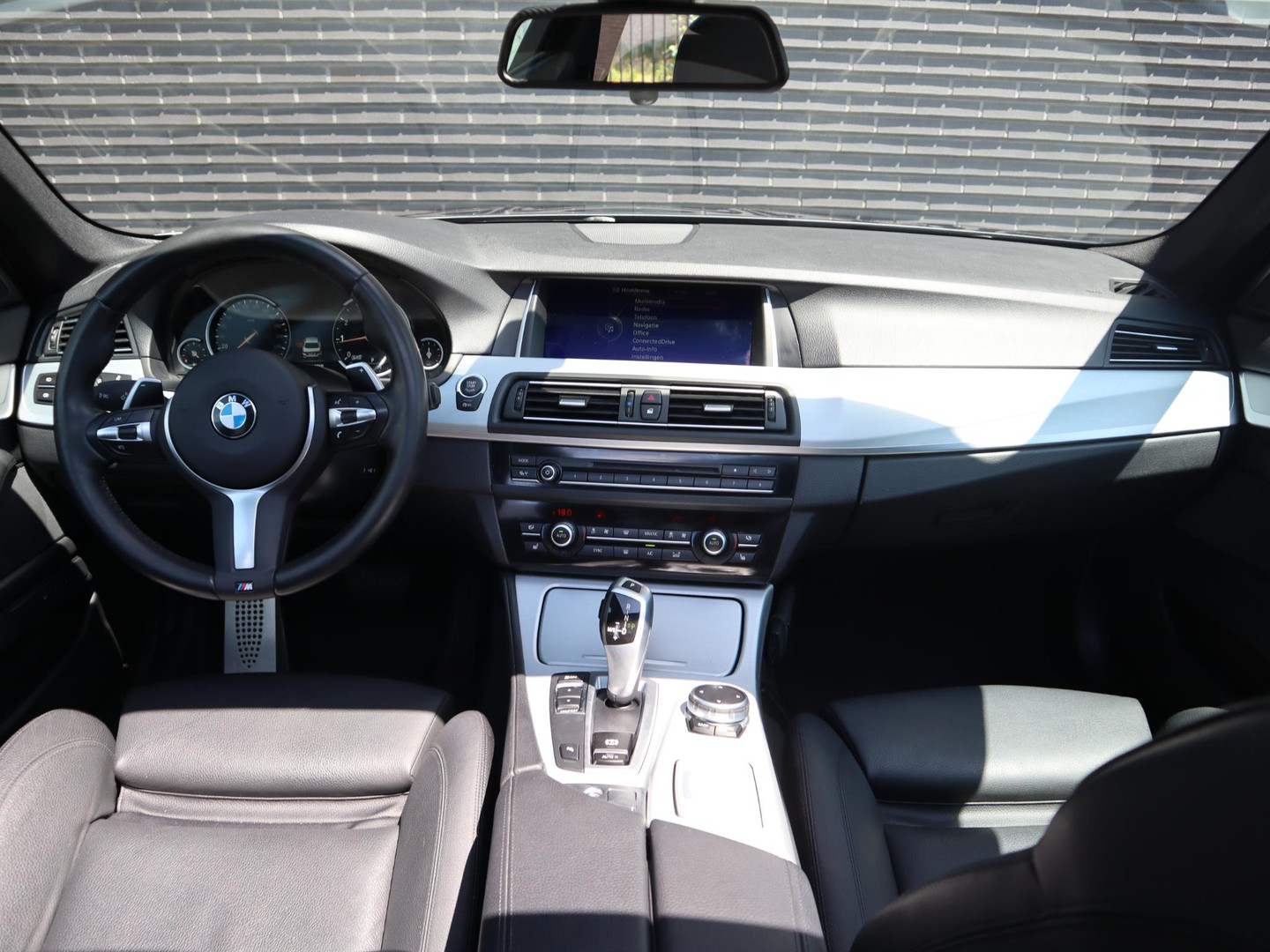 BMW BMW