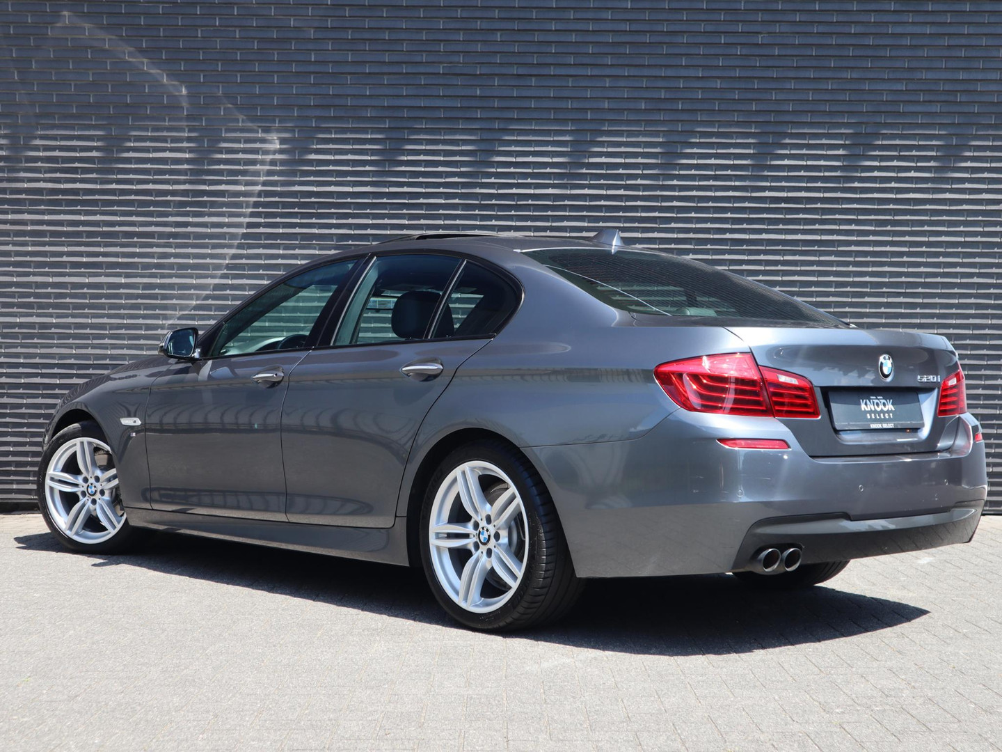 BMW BMW