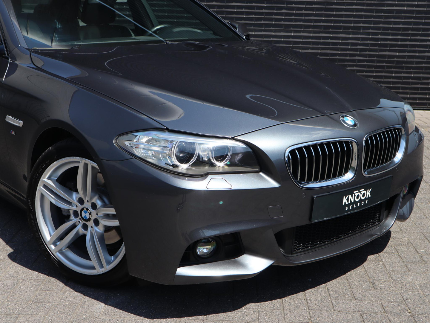 BMW BMW