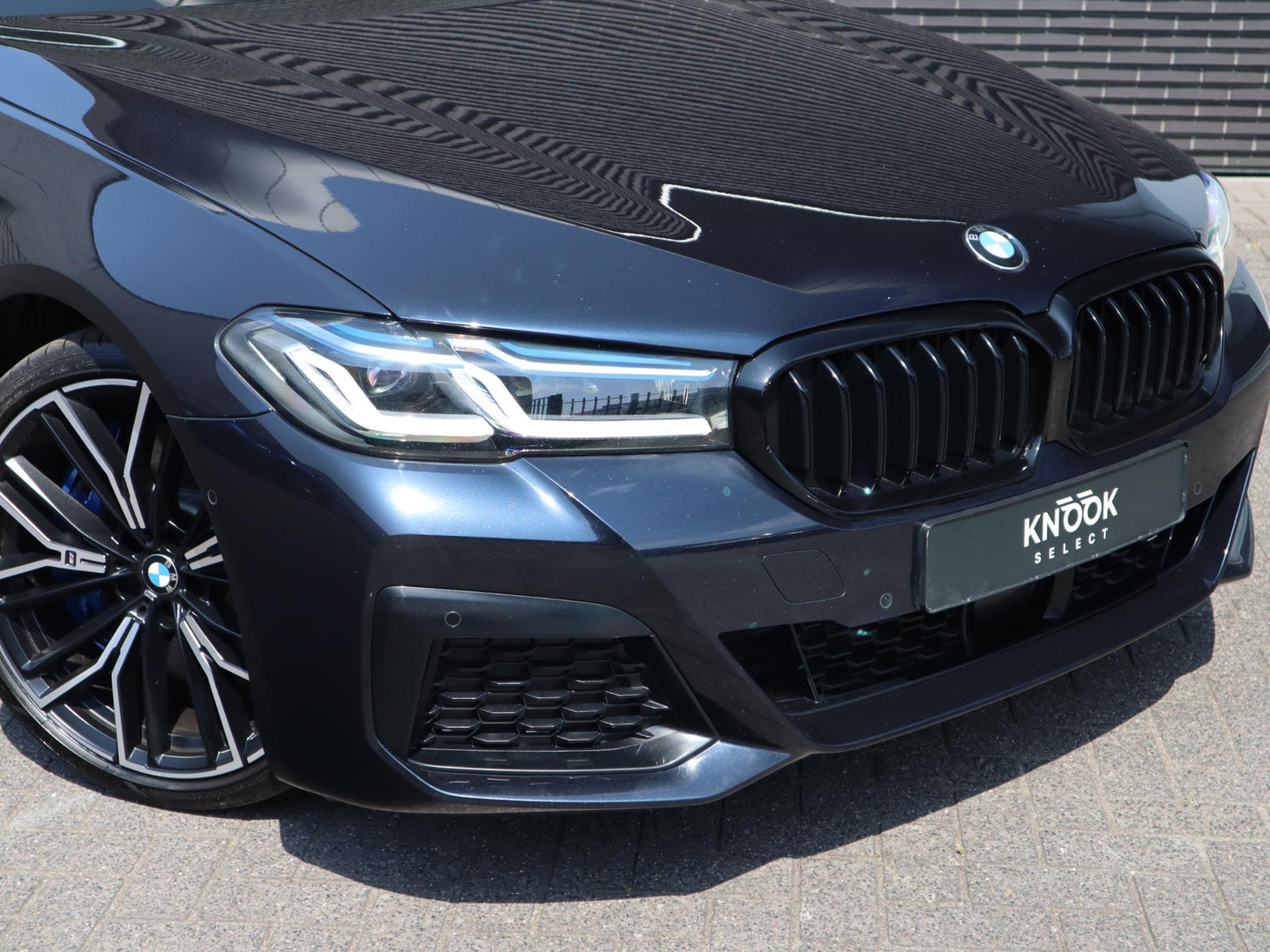 BMW BMW