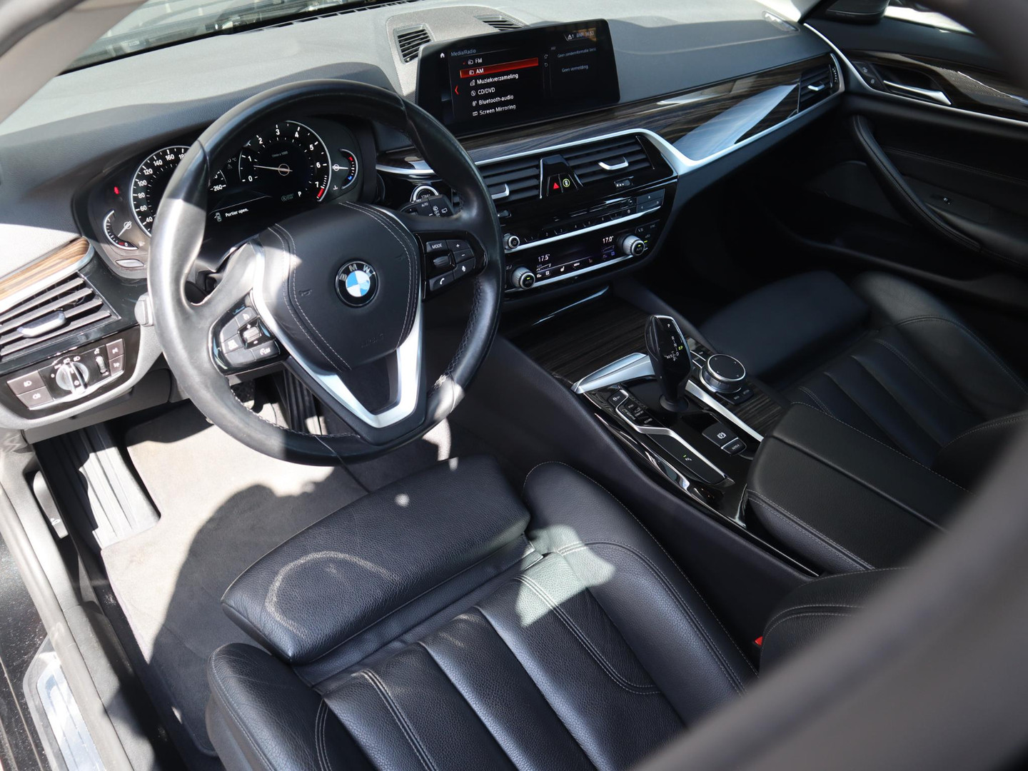 BMW BMW