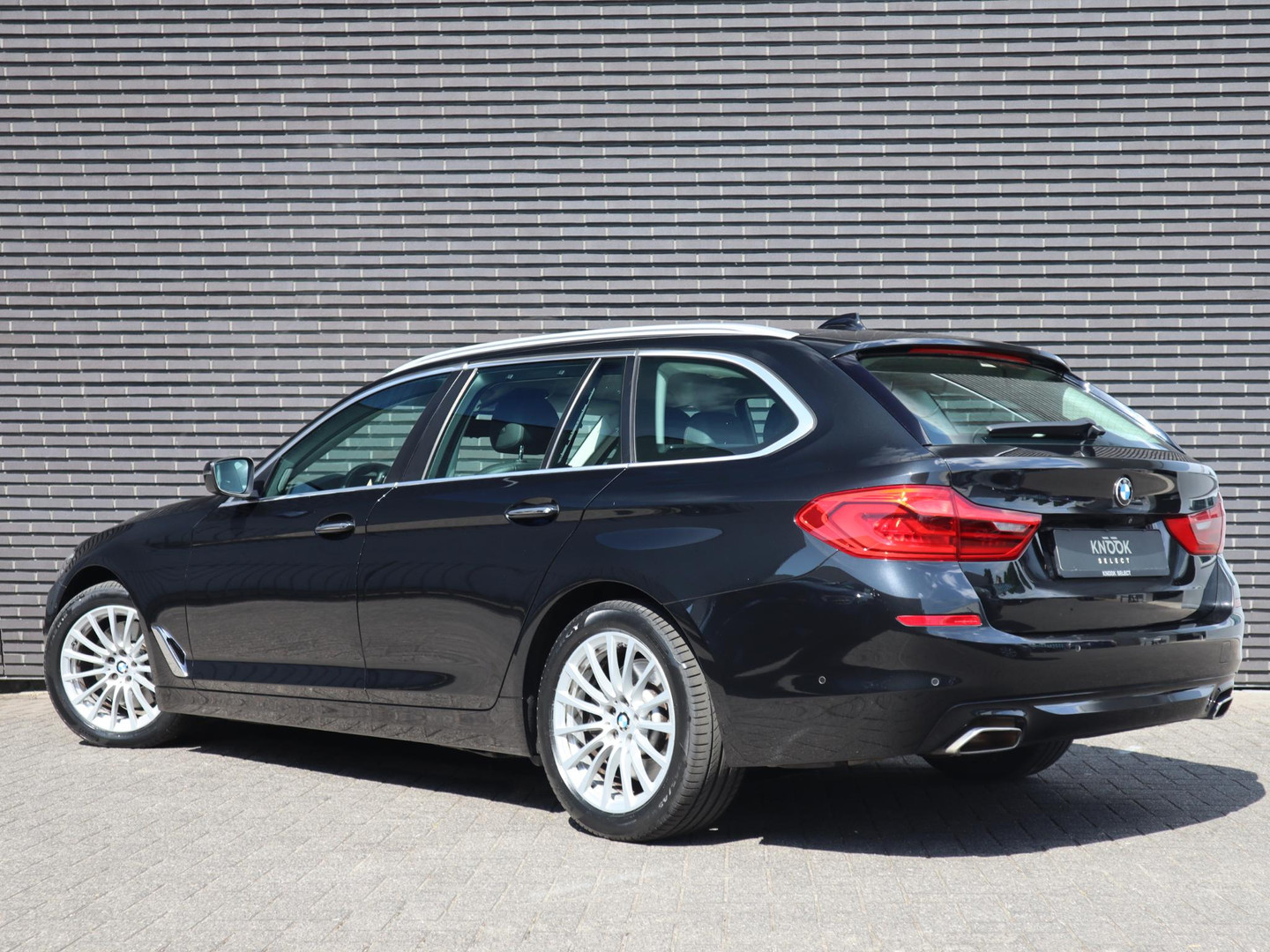 BMW BMW