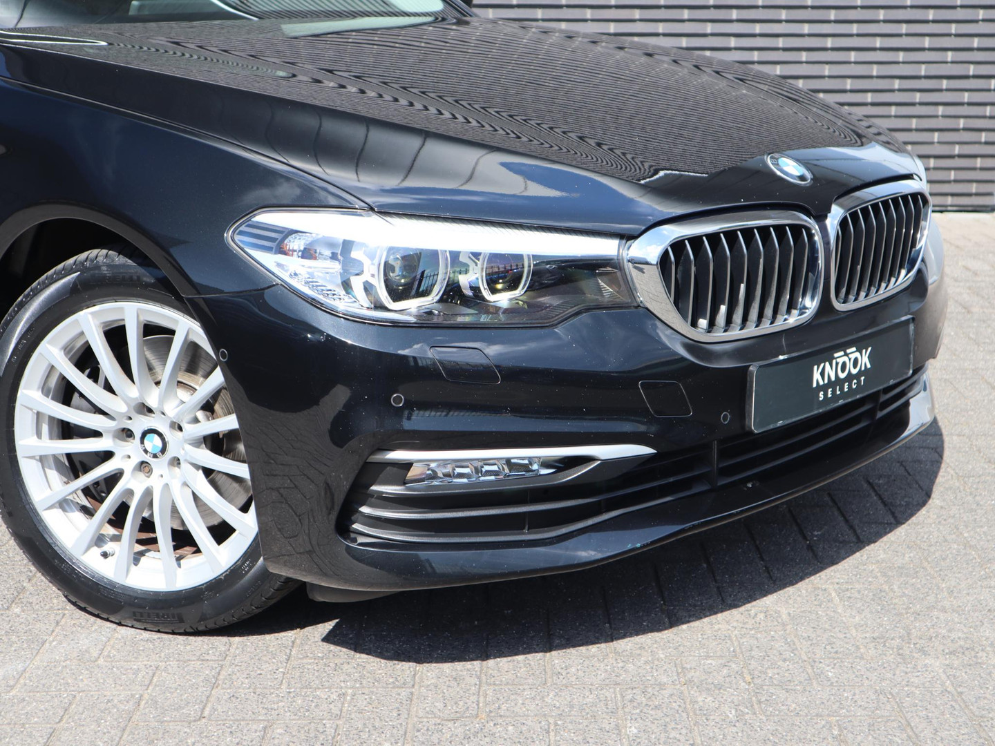 BMW BMW