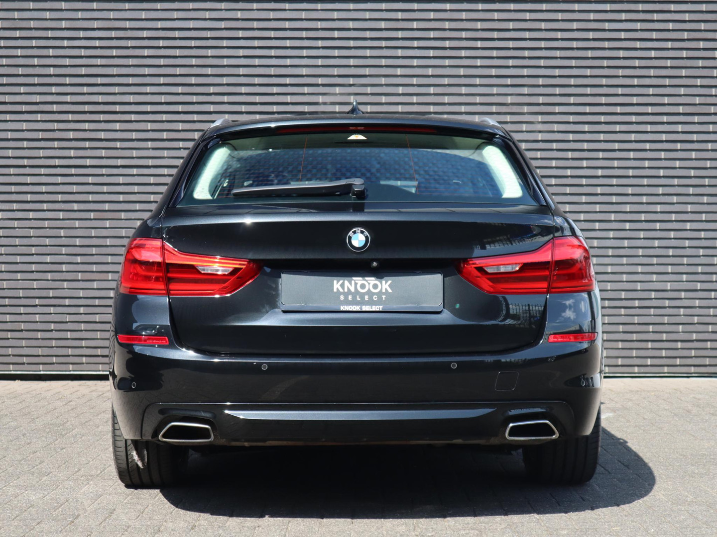 BMW BMW