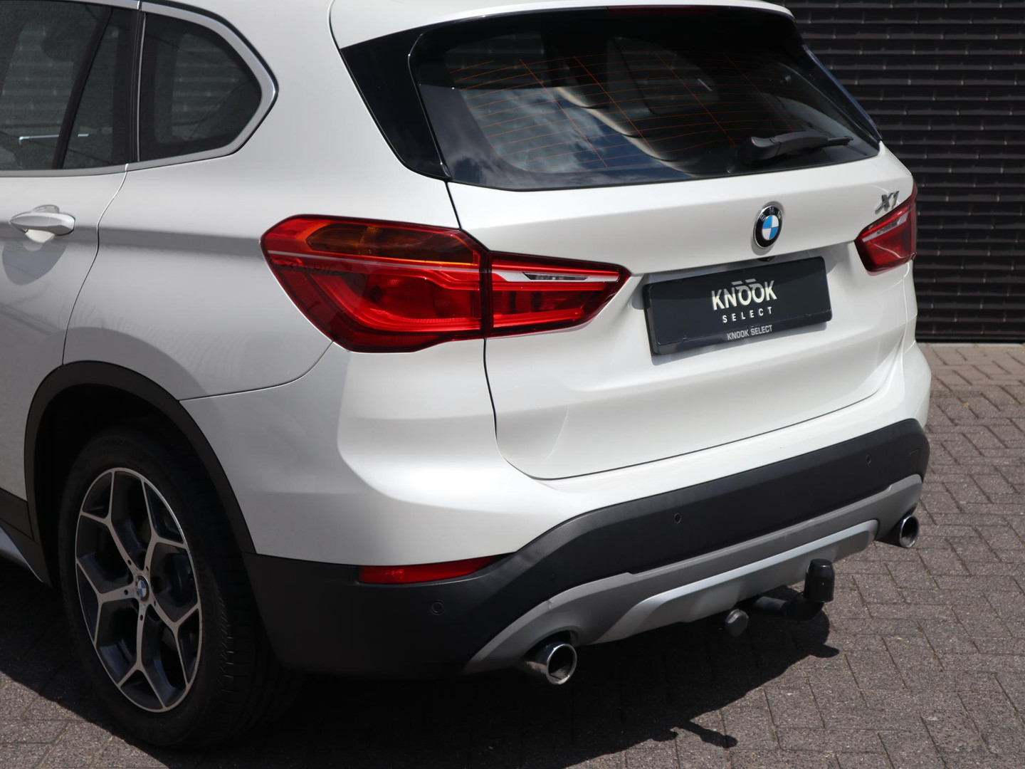 BMW BMW