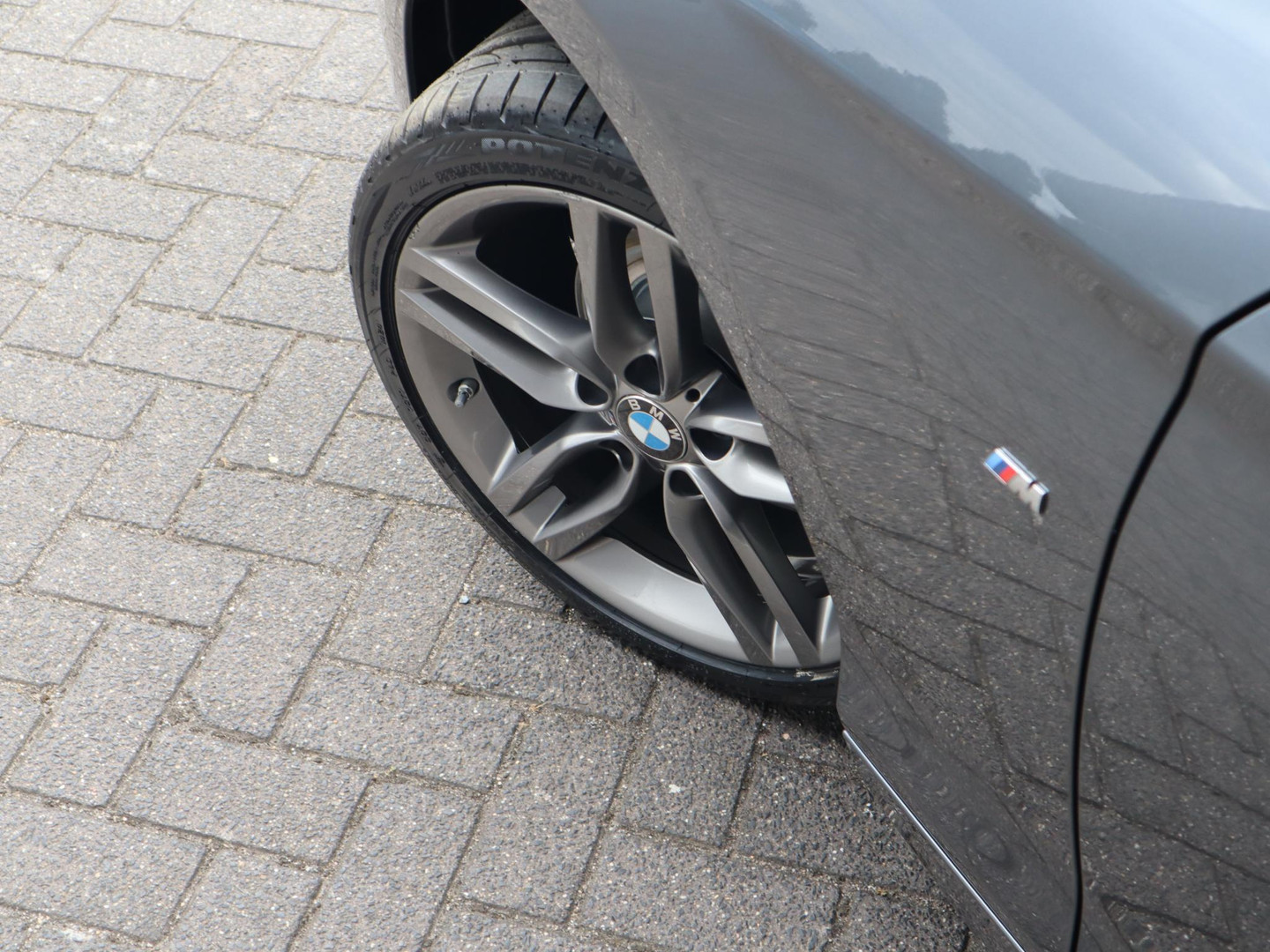 BMW BMW