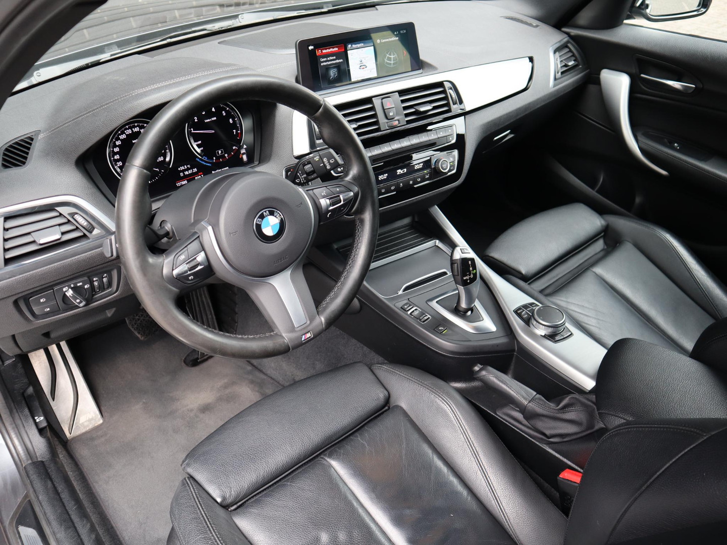 BMW BMW