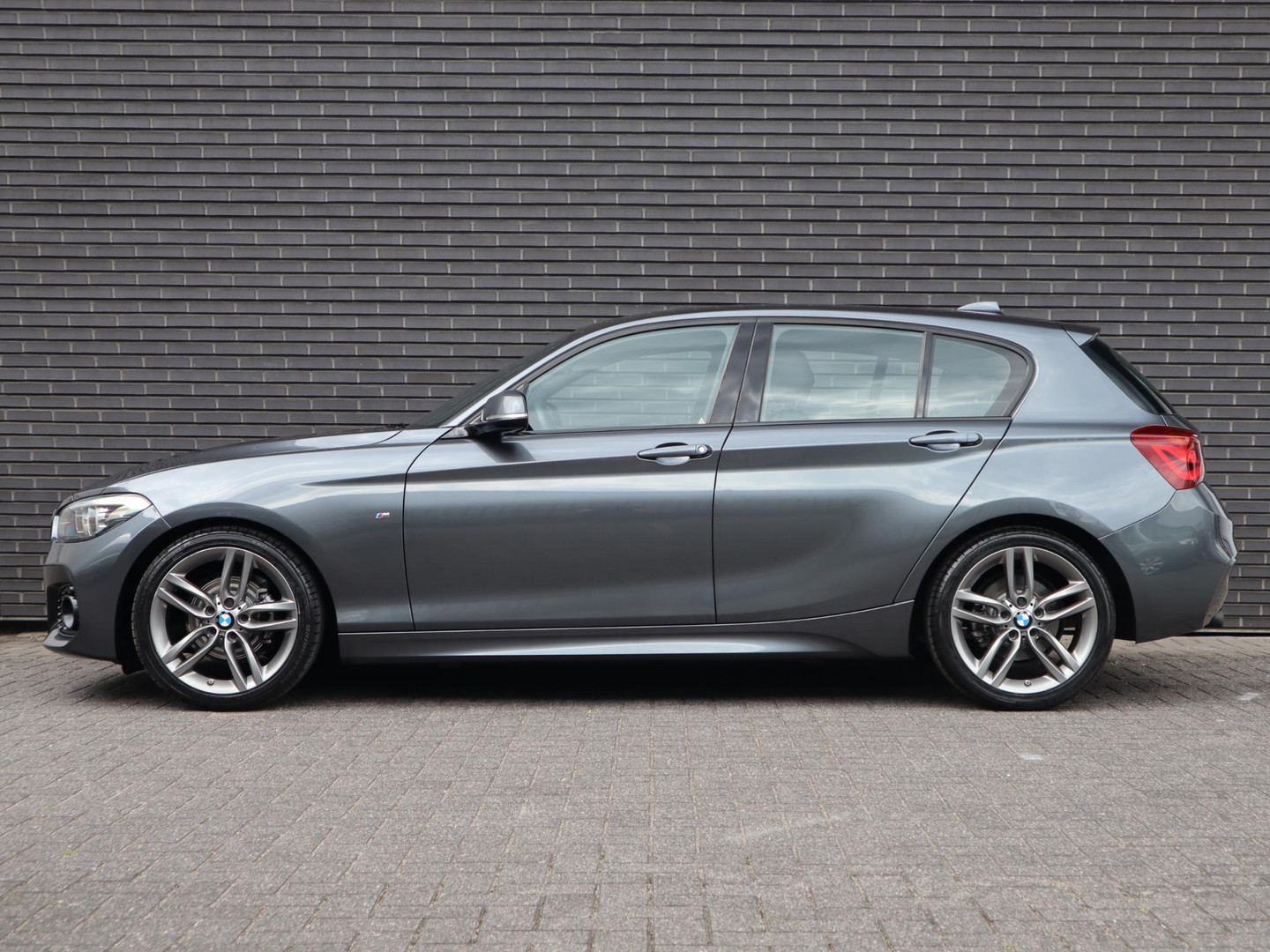 BMW BMW