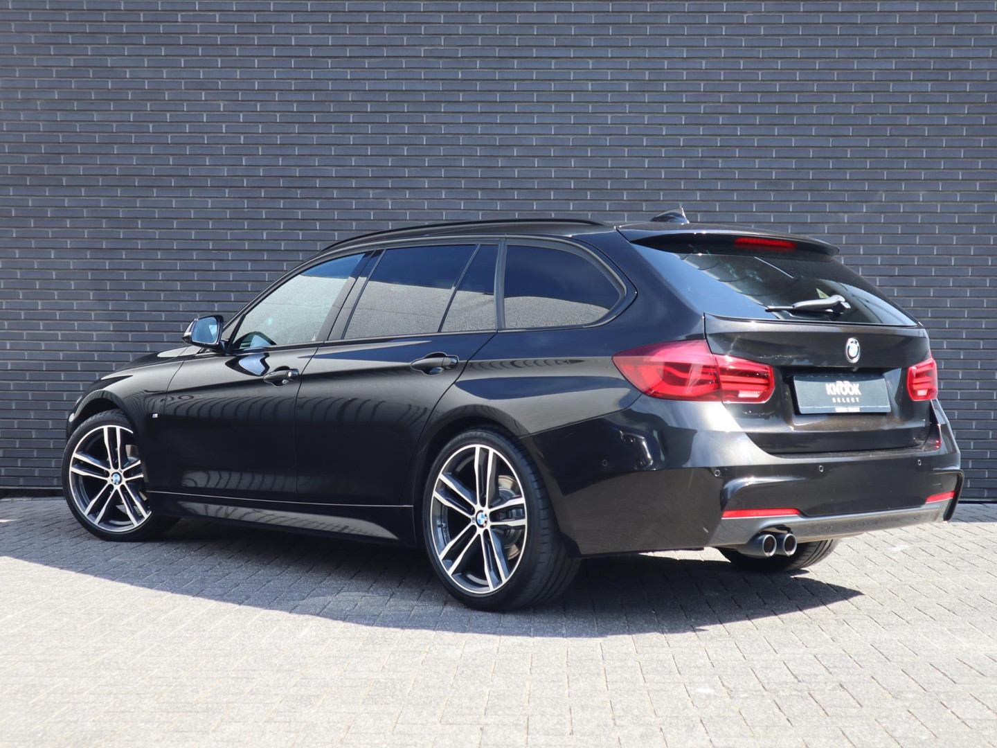 BMW BMW