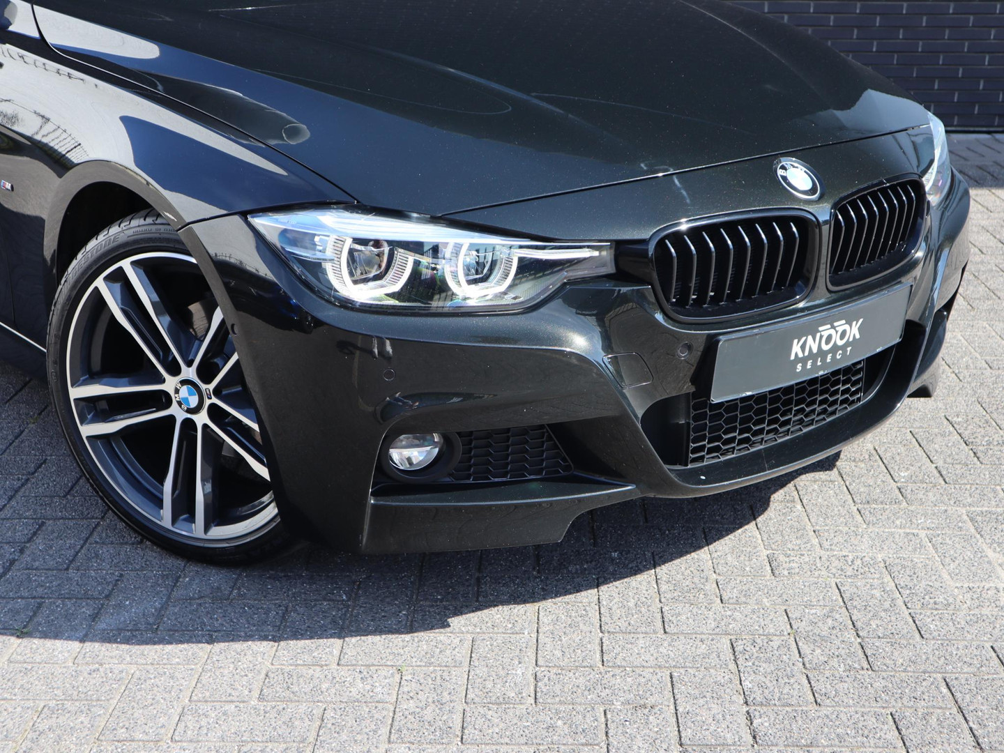 BMW BMW
