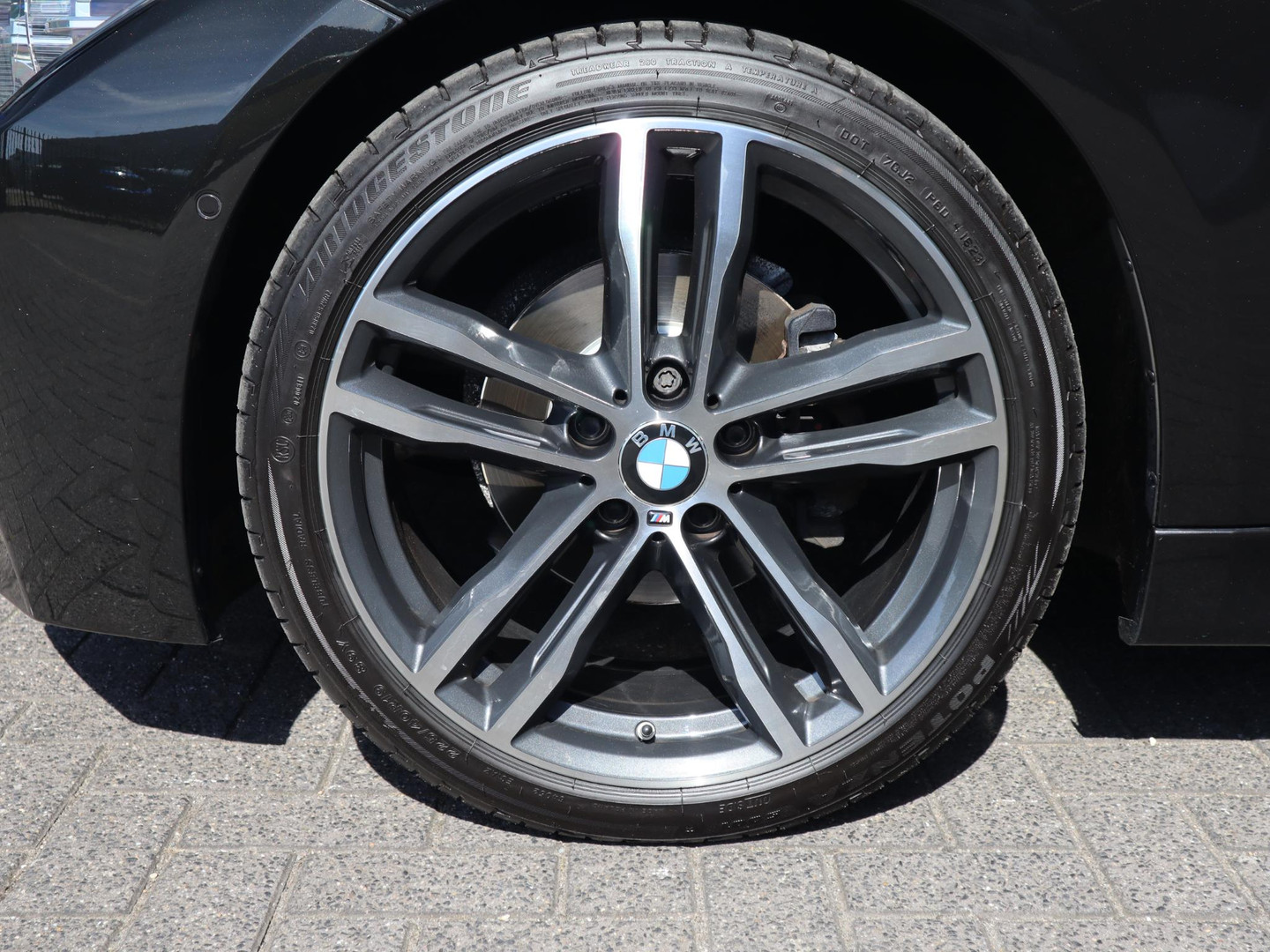 BMW BMW