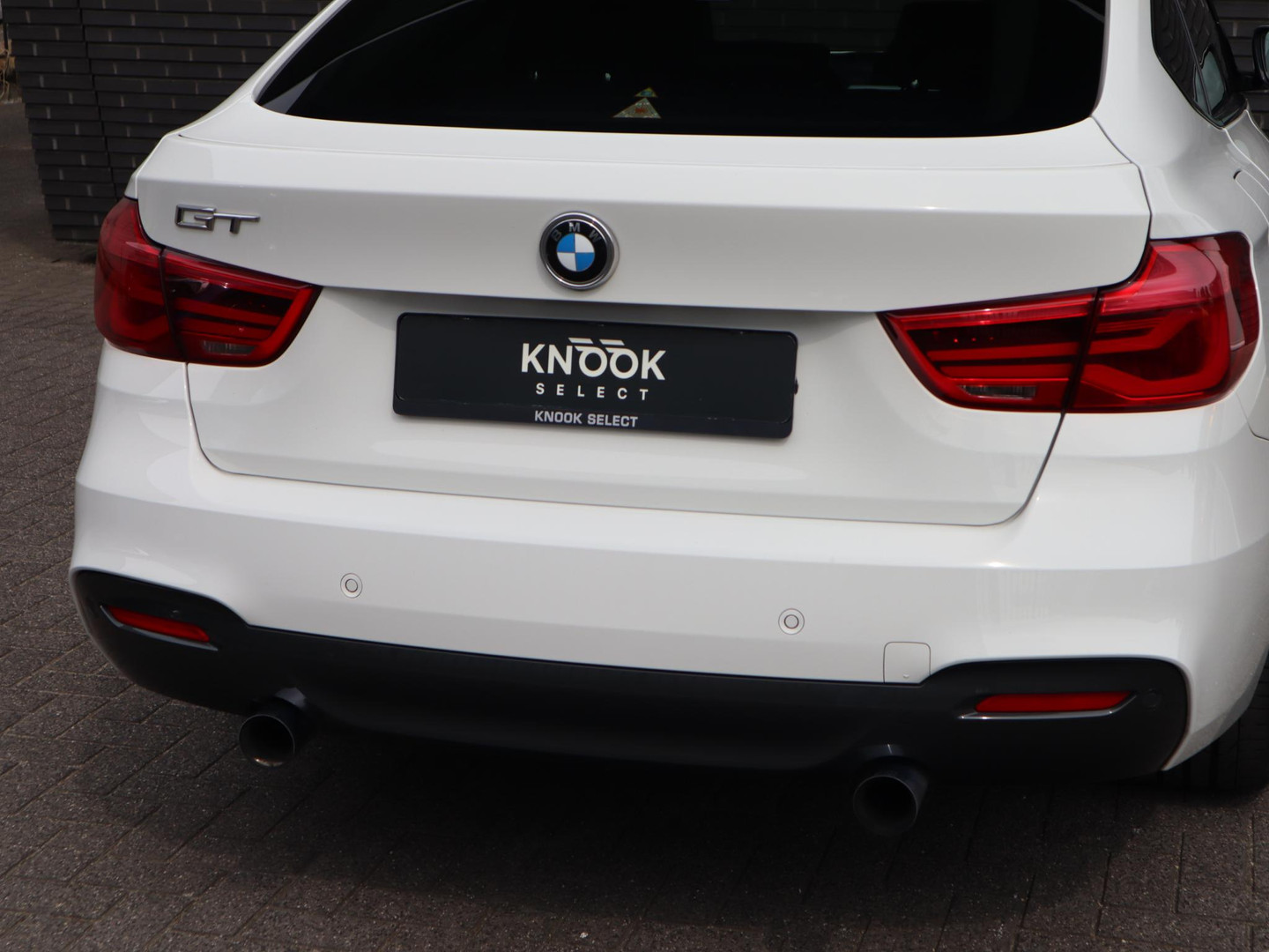 BMW BMW