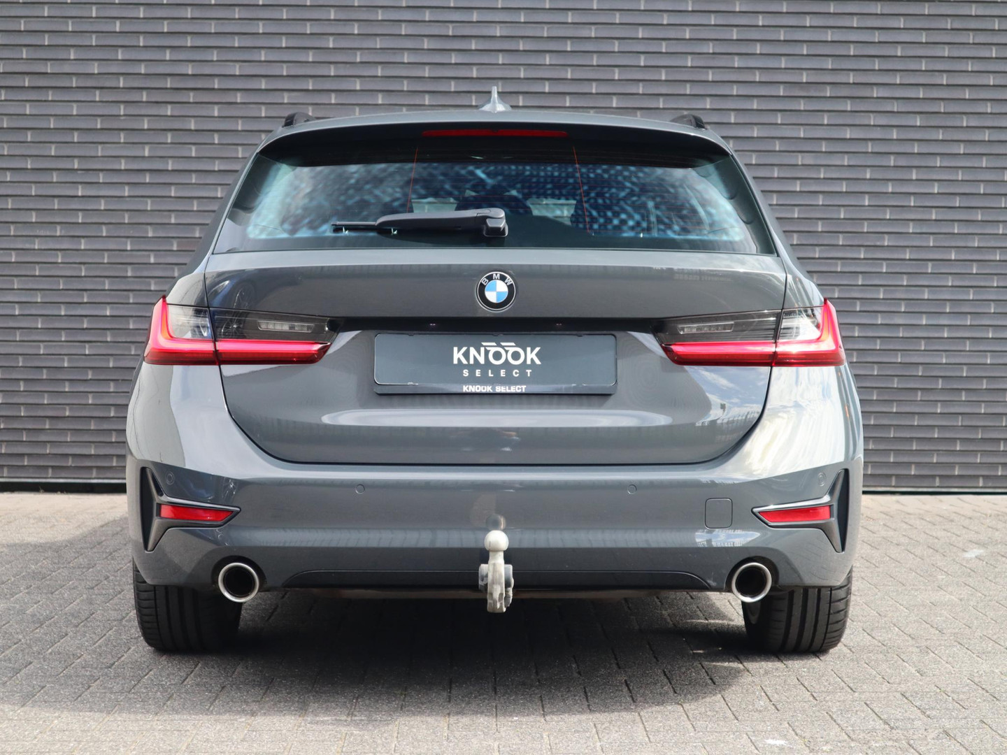 BMW BMW